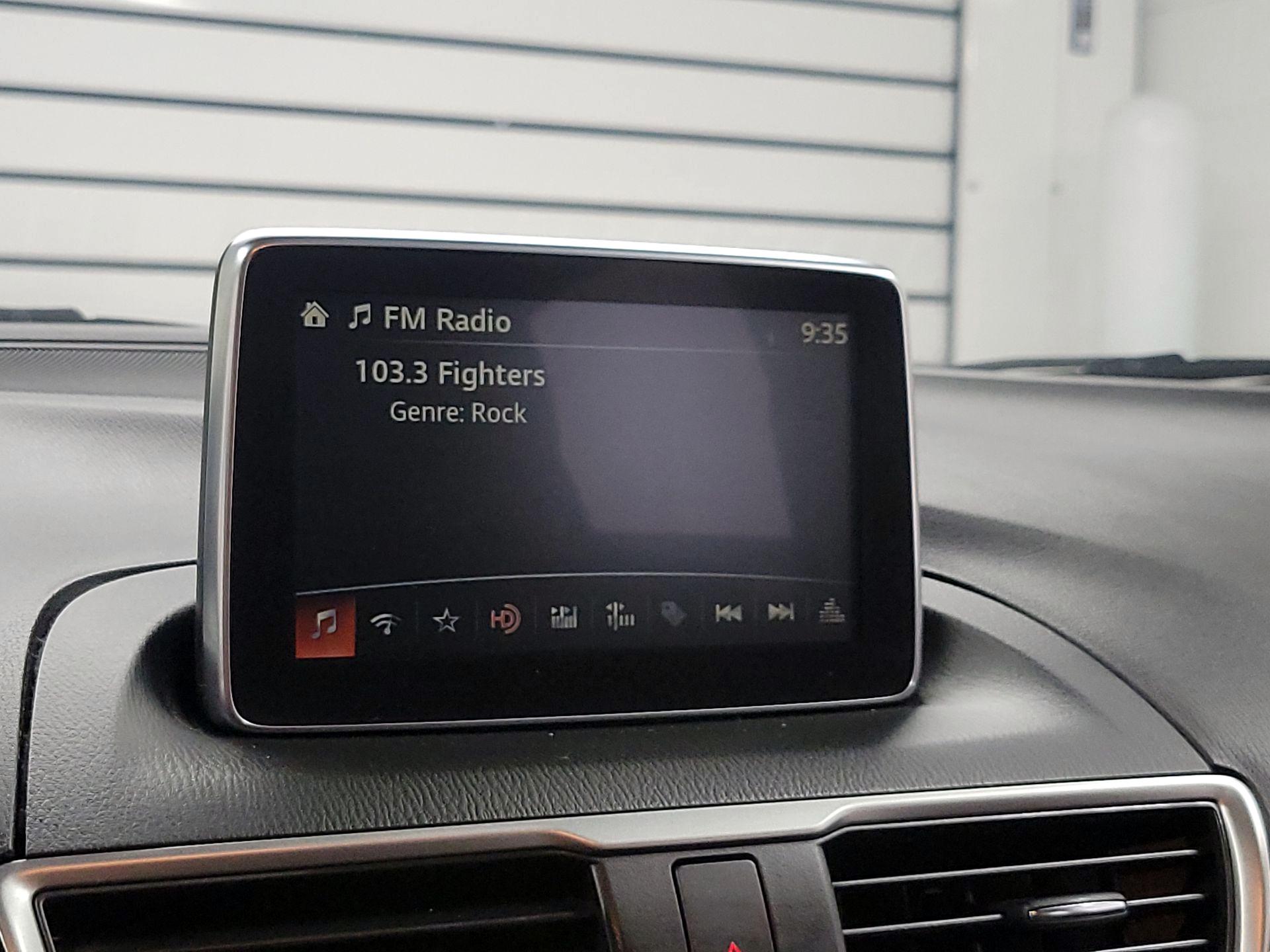Thumbnail: 2016 Mazda Mazda3 - 13