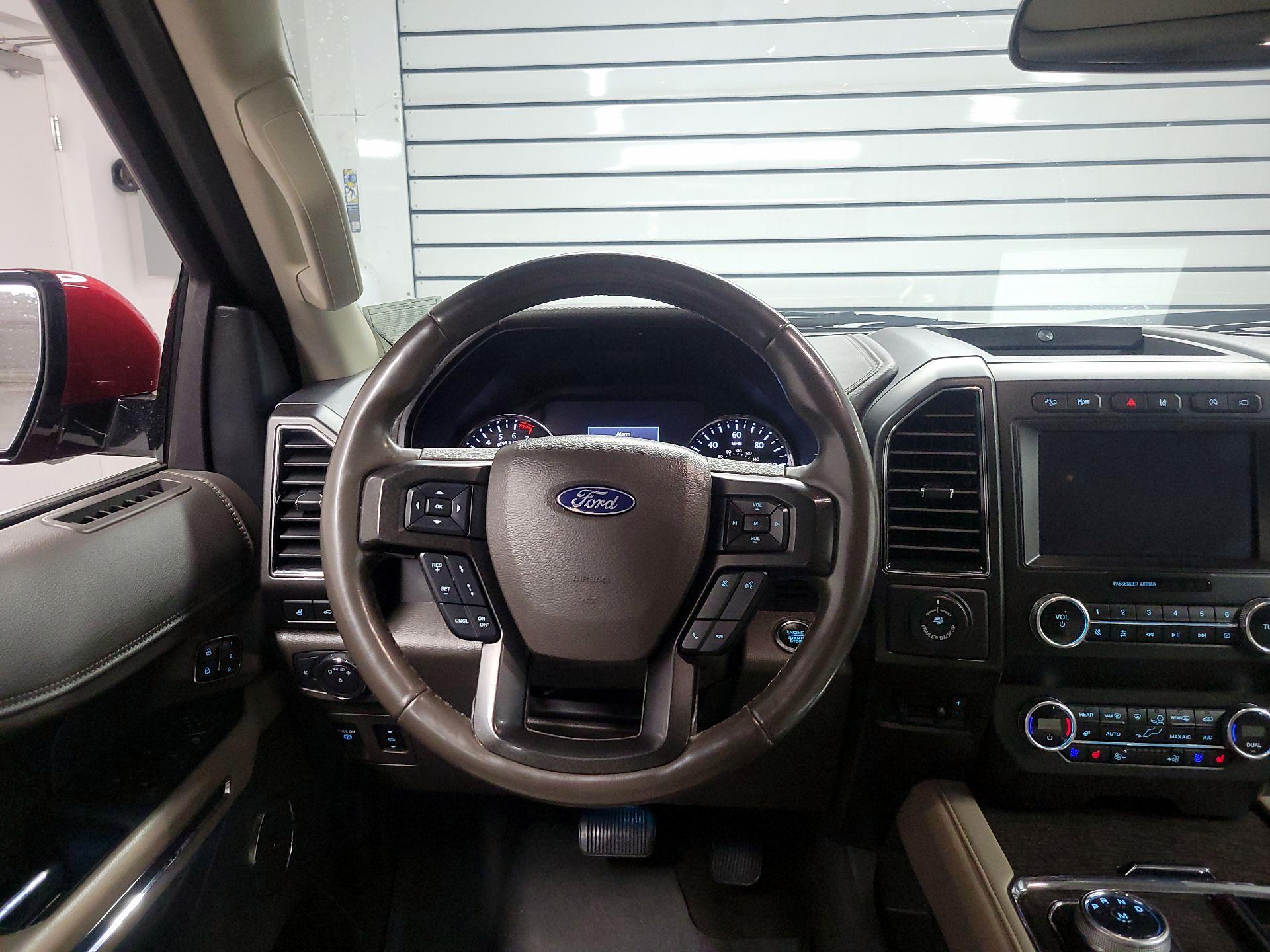 Thumbnail: 2019 Ford Expedition - 10