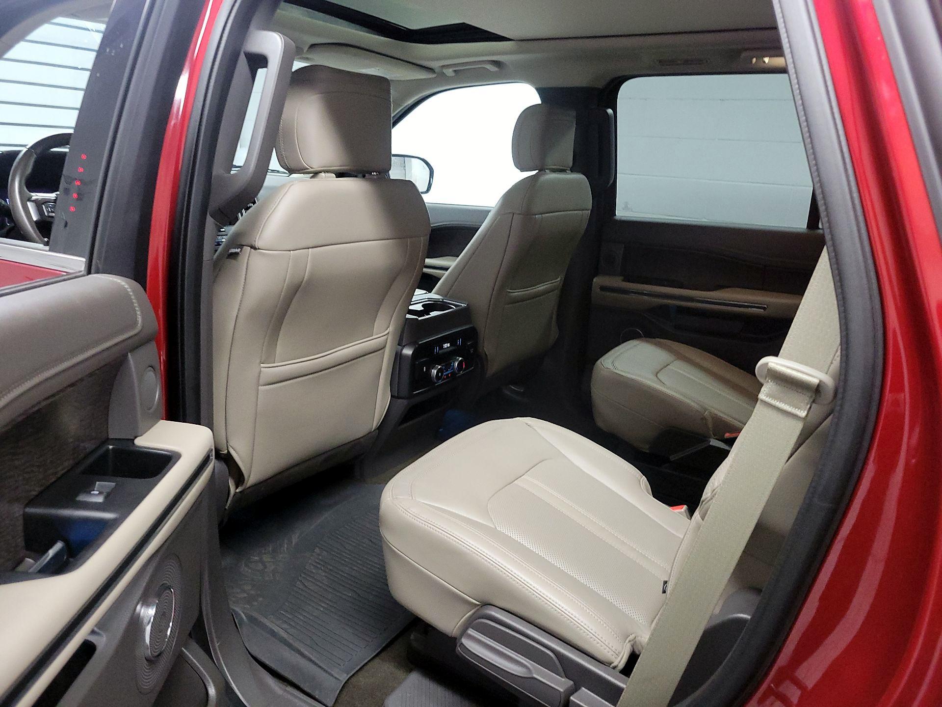 Thumbnail: 2019 Ford Expedition - 19