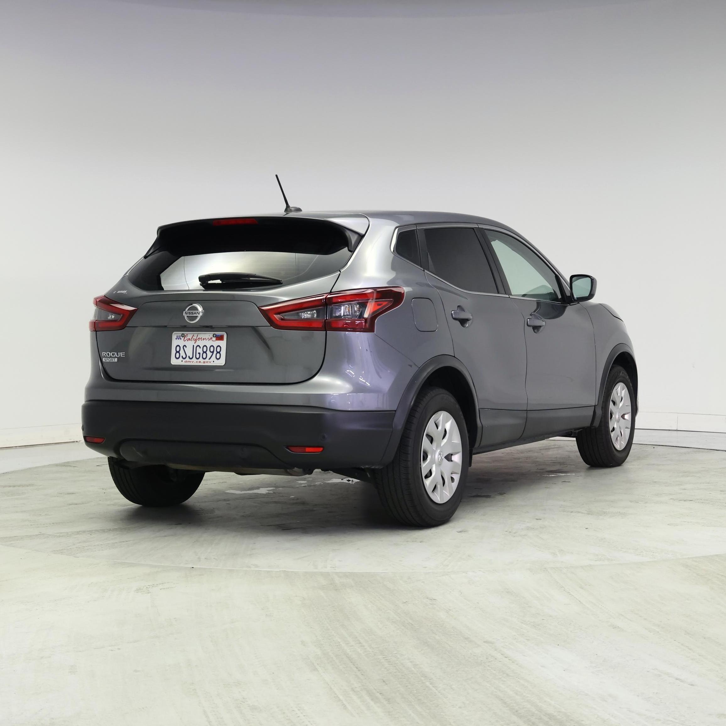Thumbnail: 2020 Nissan Rogue Sport - 8