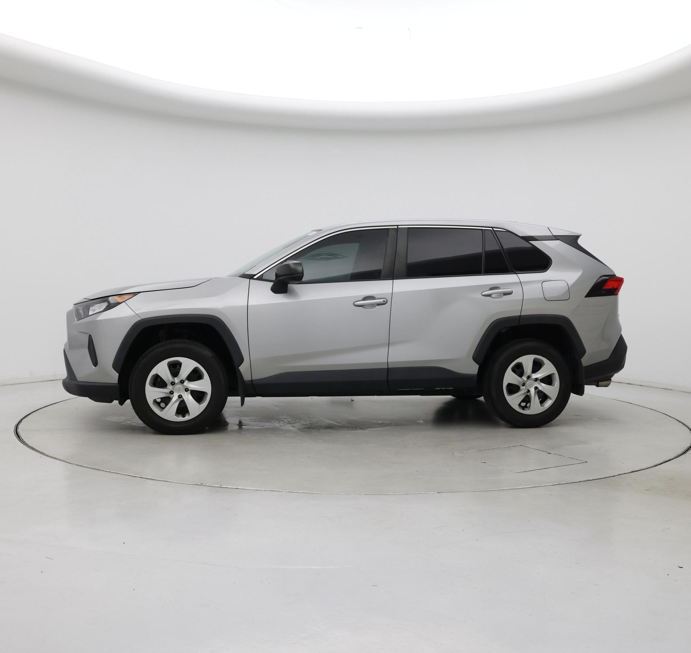 Thumbnail: 2022 Toyota RAV4 - 3