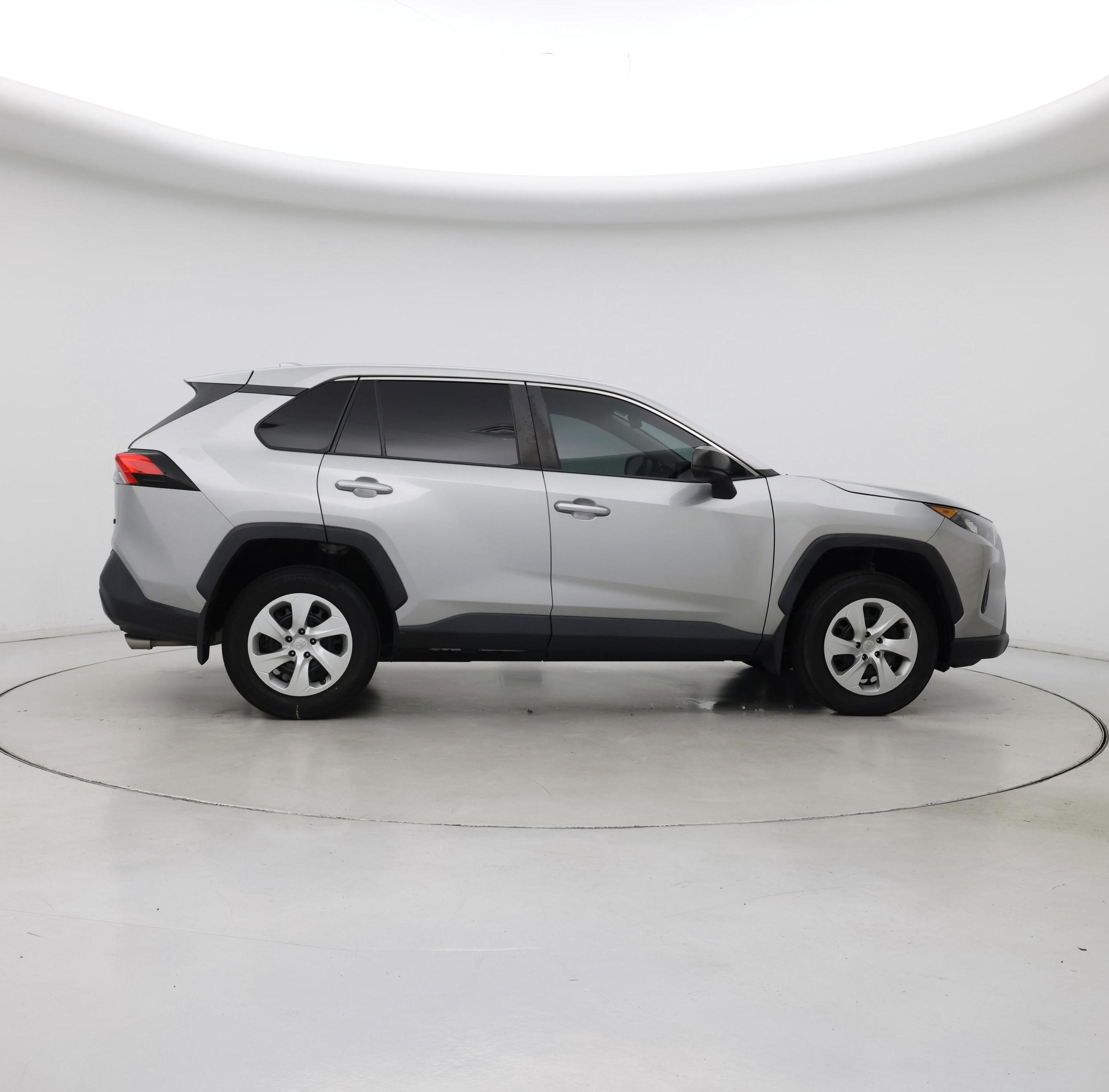 Thumbnail: 2022 Toyota RAV4 - 7