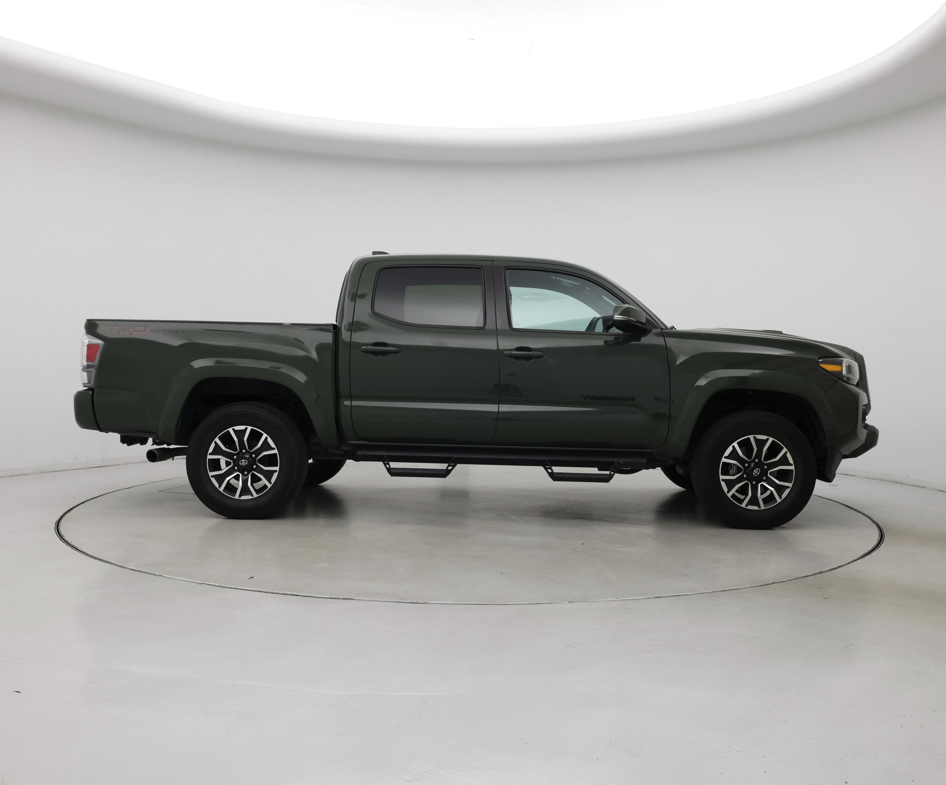Thumbnail: 2022 Toyota Tacoma - 7