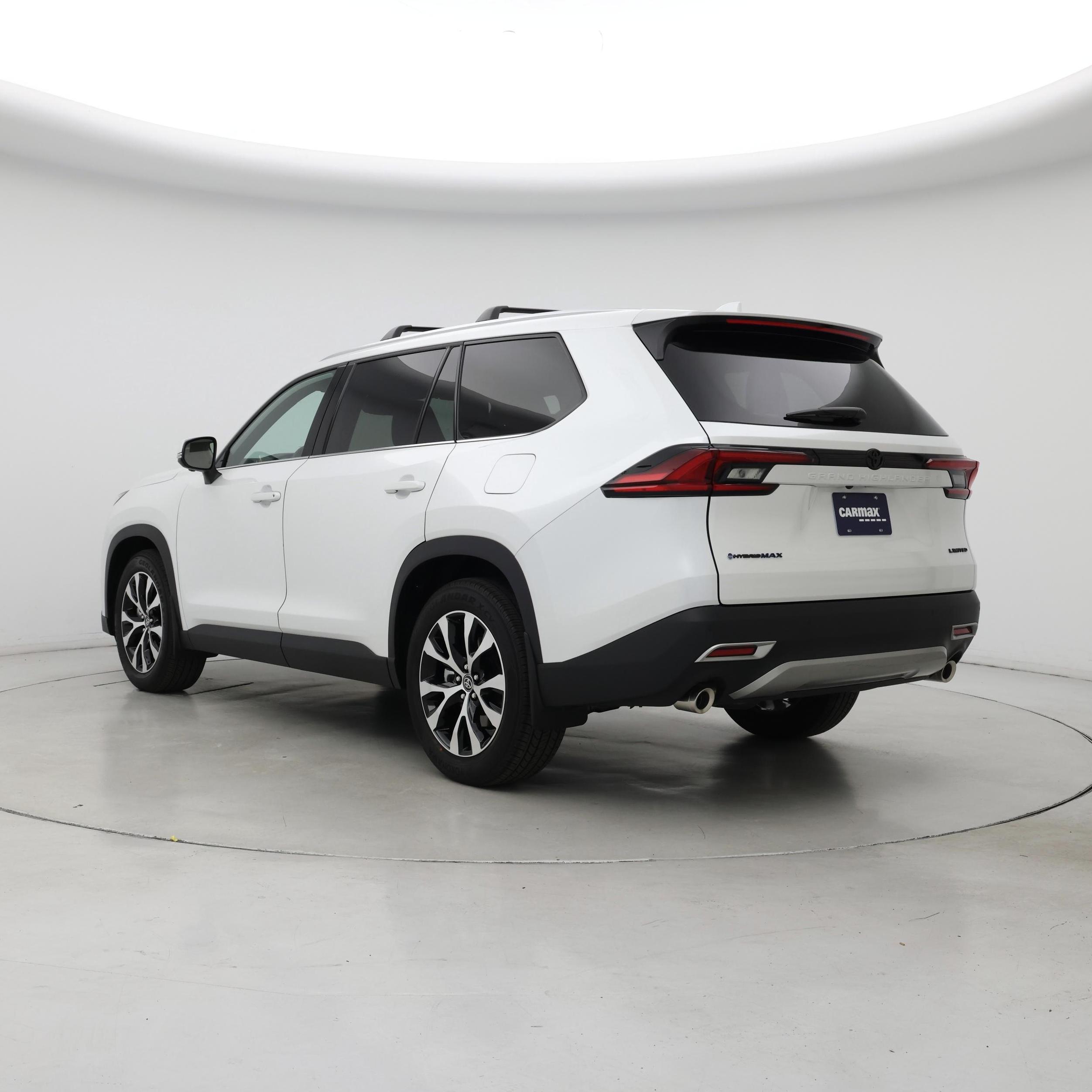 Thumbnail: 2025 Toyota Grand Highlander - 2