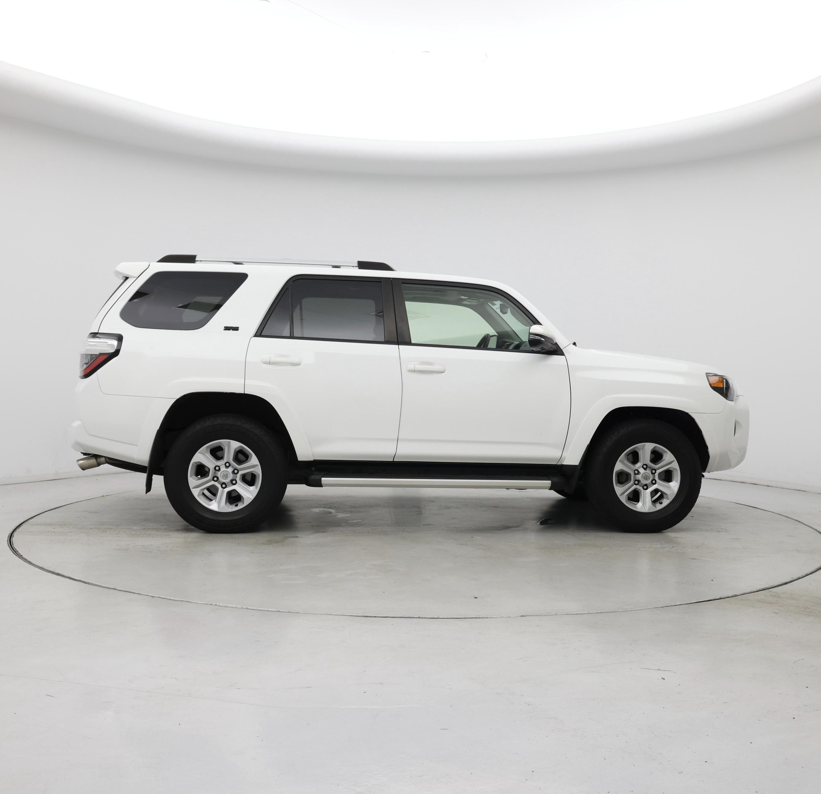 Thumbnail: 2023 Toyota 4Runner - 7