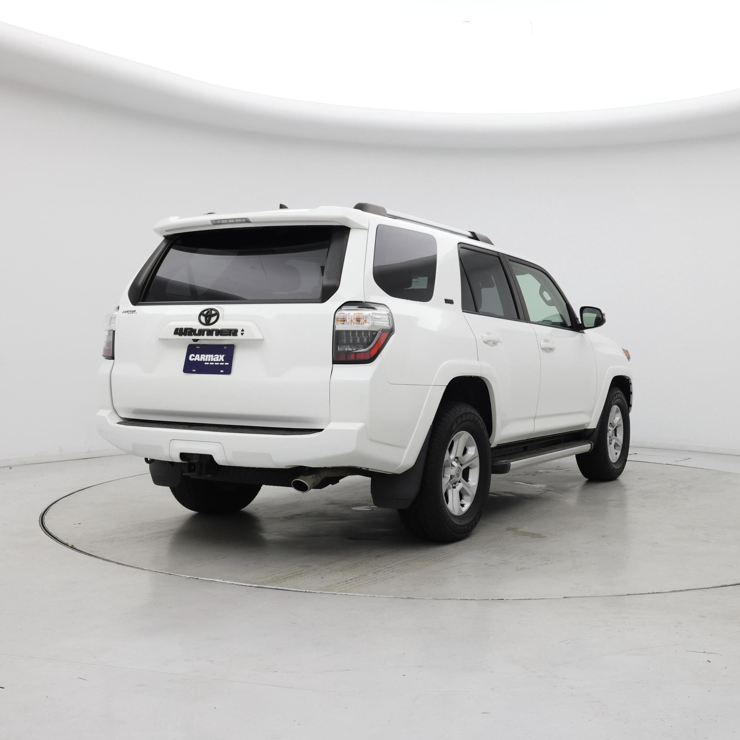 Thumbnail: 2023 Toyota 4Runner - 8