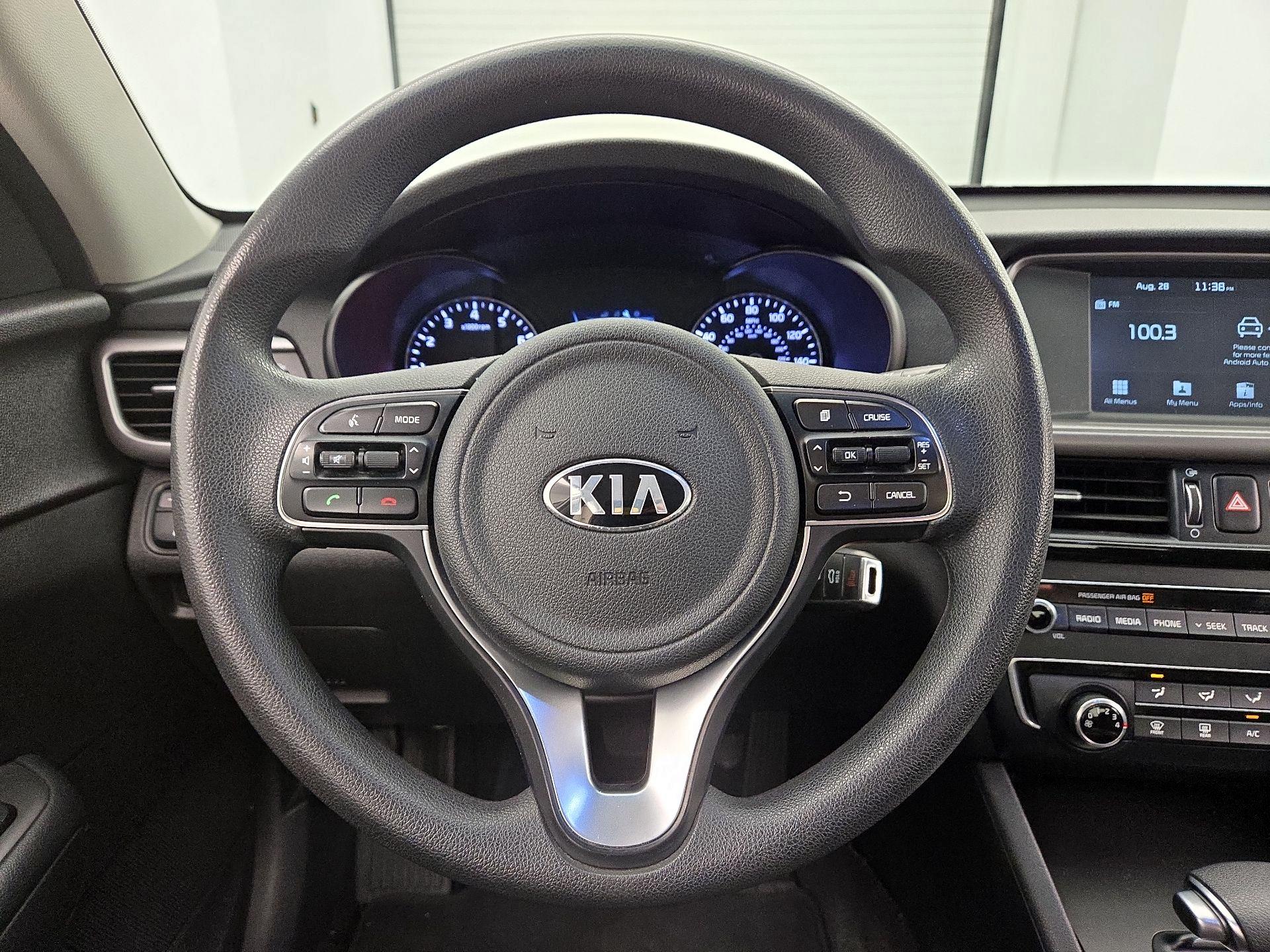 Thumbnail: 2018 Kia Optima - 10