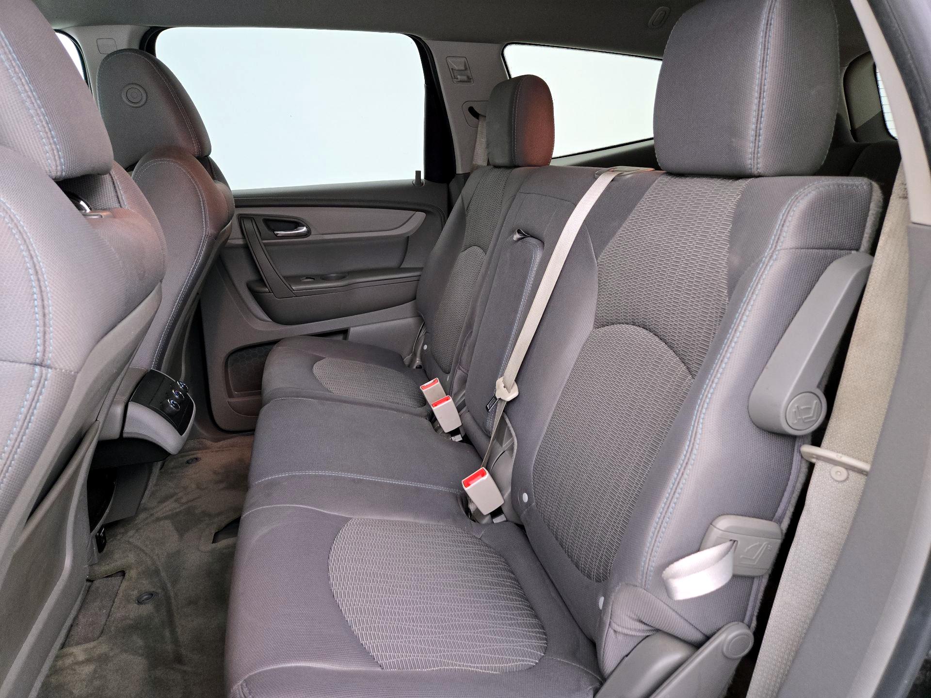 Thumbnail: 2016 Chevrolet Traverse - 19