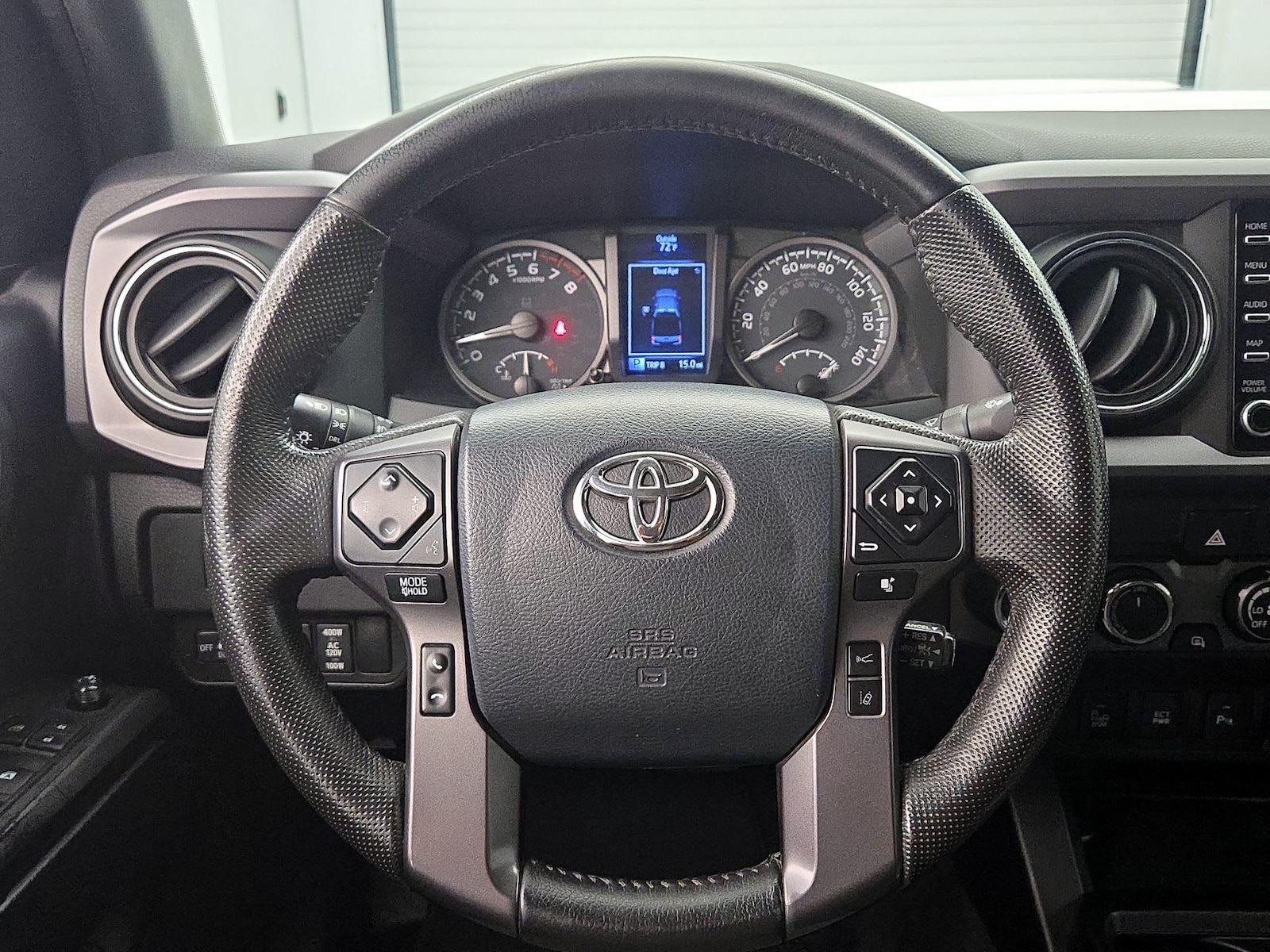 2020 Toyota Tacoma TRD Sport - Photo 11