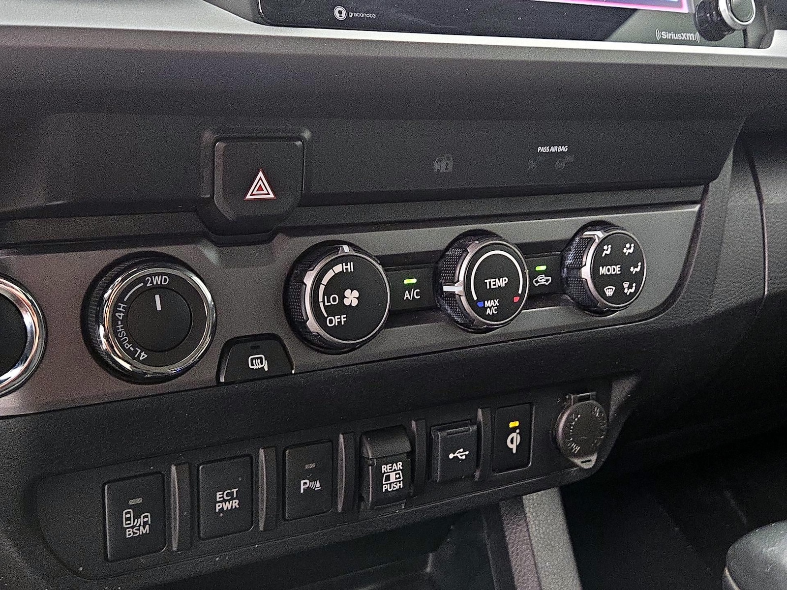 2020 Toyota Tacoma TRD Sport - Photo 17