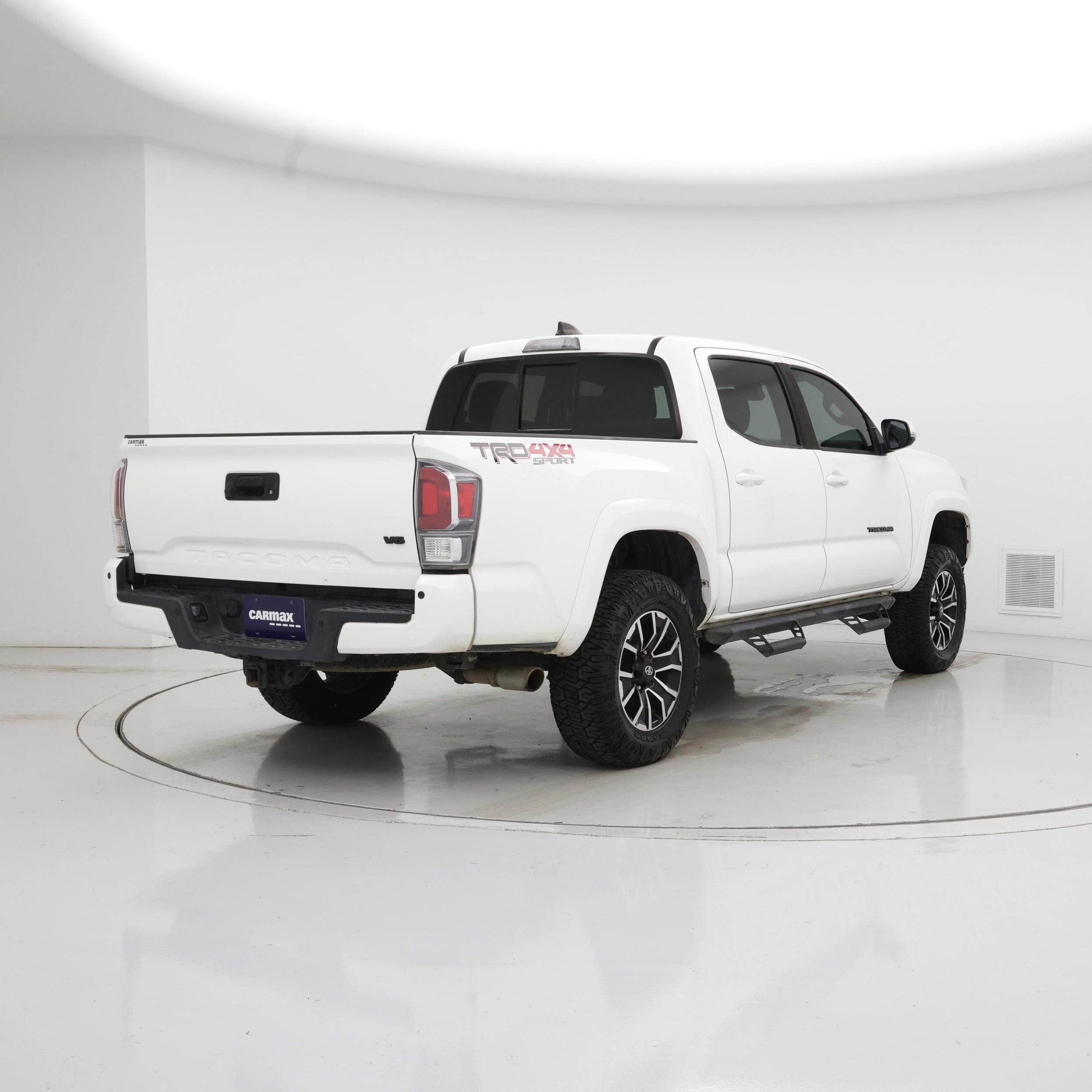 Thumbnail: 2020 Toyota Tacoma - 8