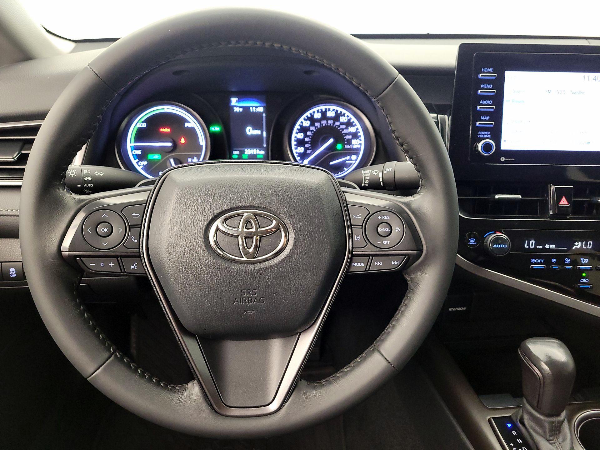 Thumbnail: 2023 Toyota Camry - 10