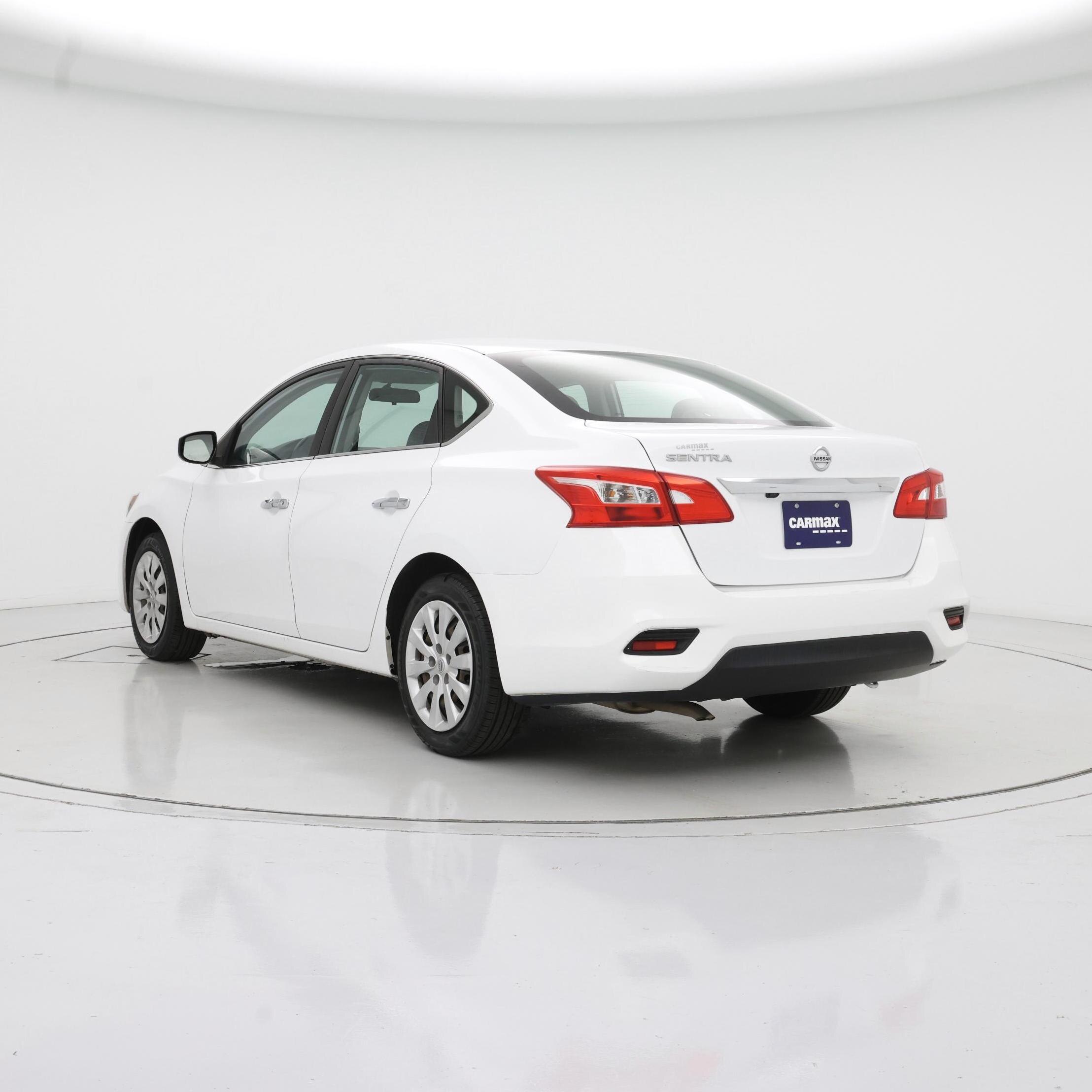Thumbnail: 2018 Nissan Sentra - 2