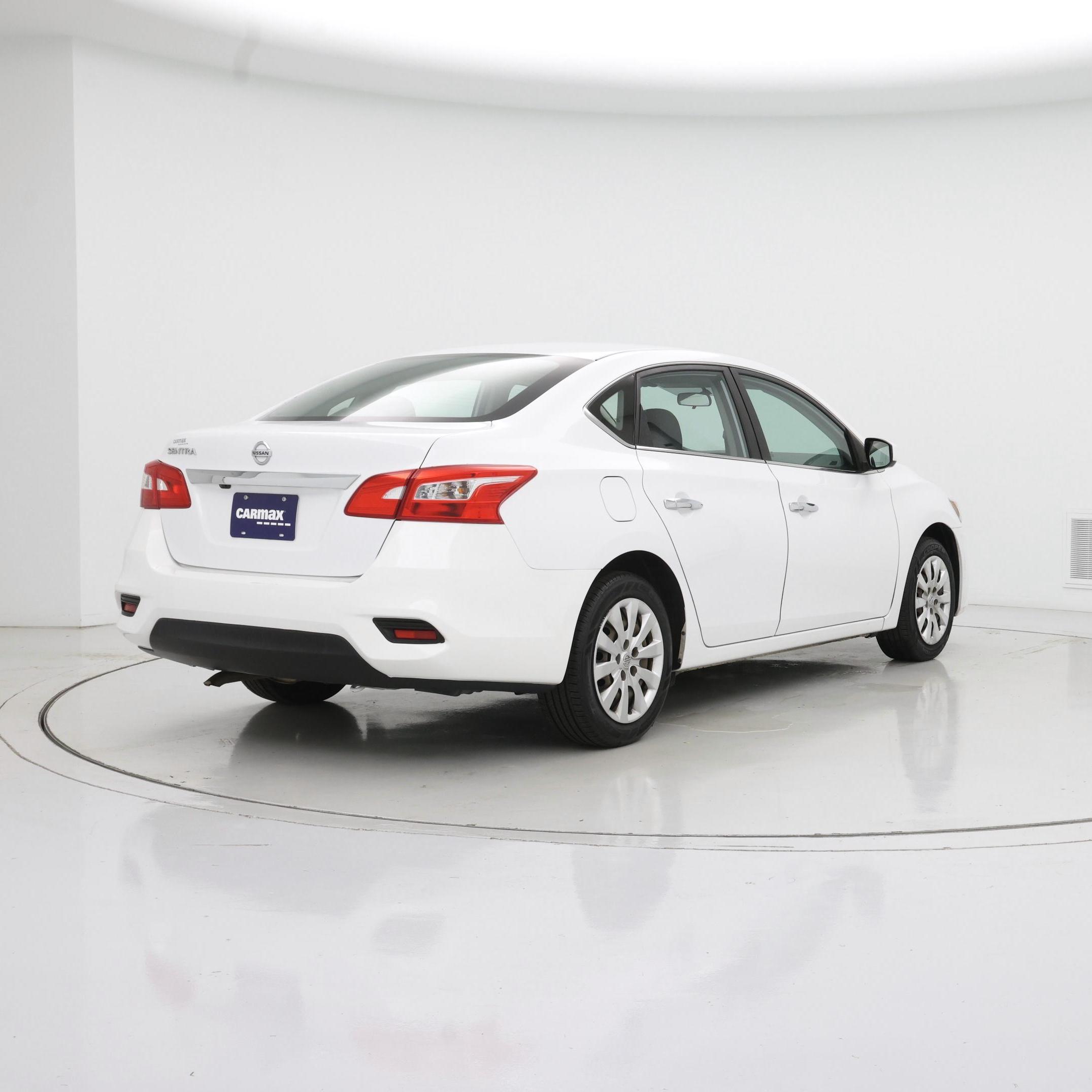 Thumbnail: 2018 Nissan Sentra - 8