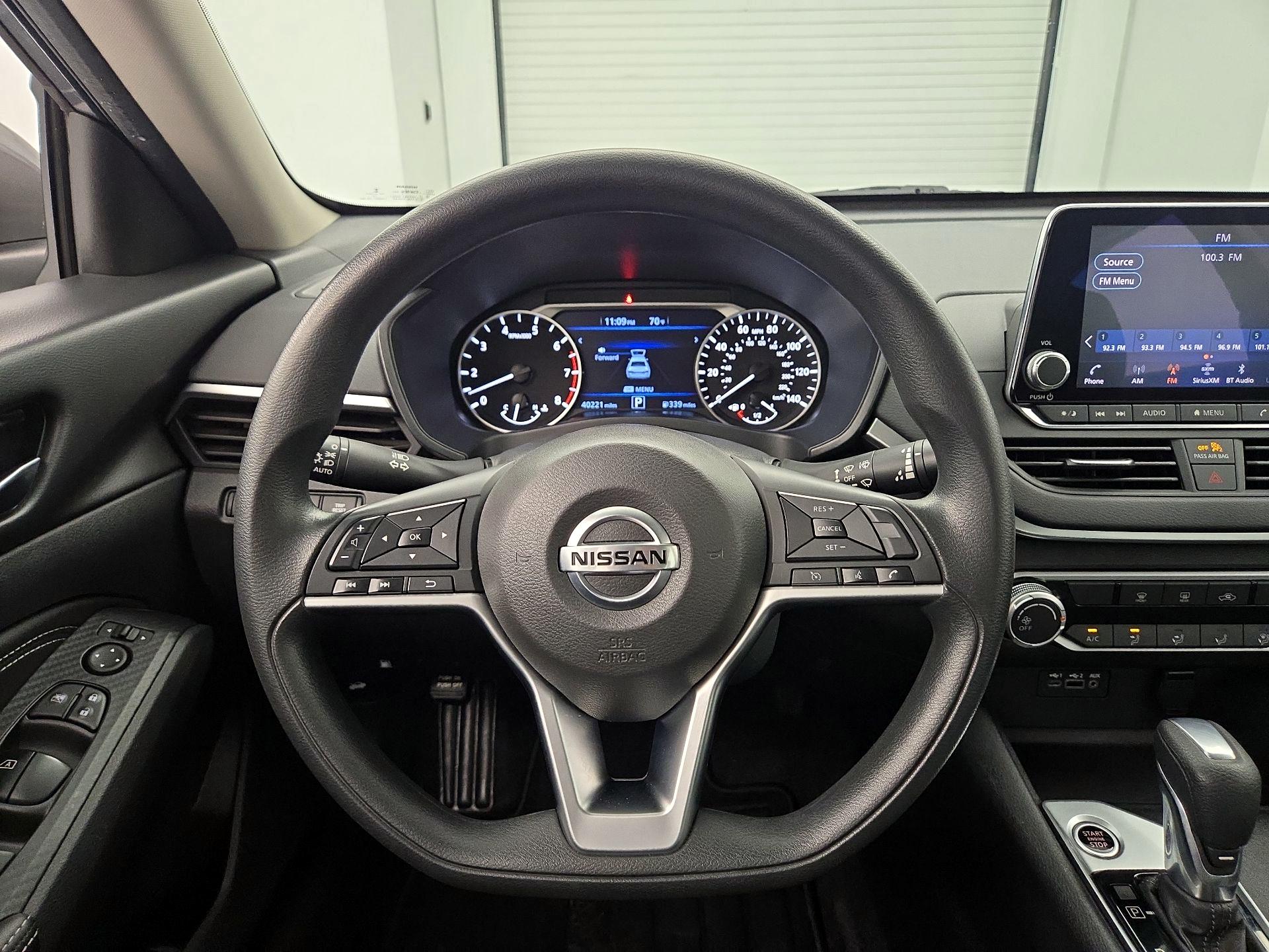 Thumbnail: 2019 Nissan Altima - 10