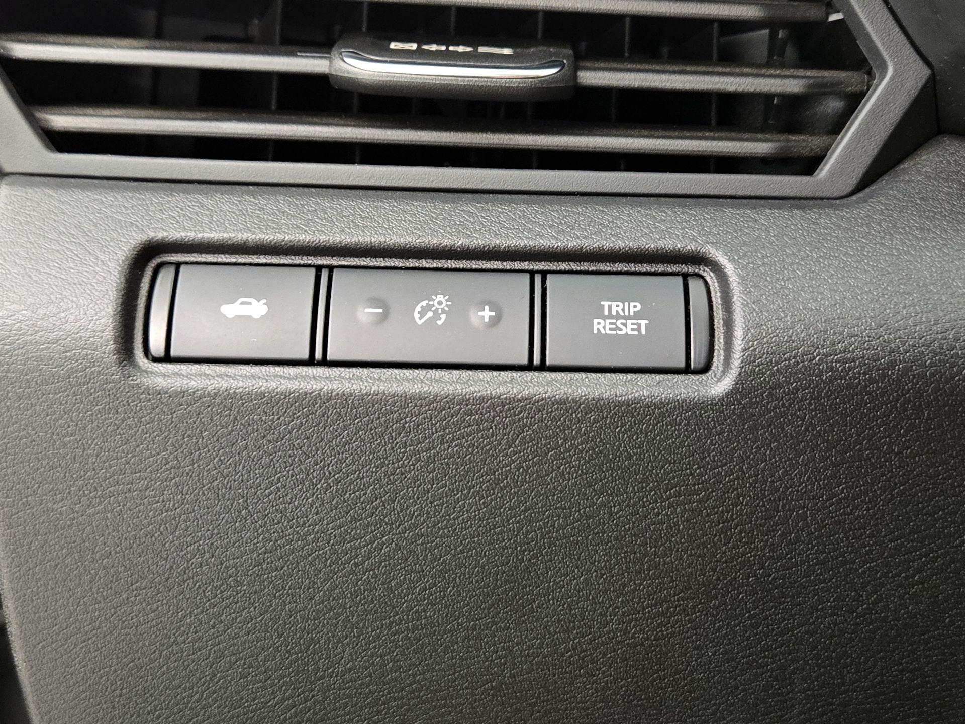 Thumbnail: 2019 Nissan Altima - 13