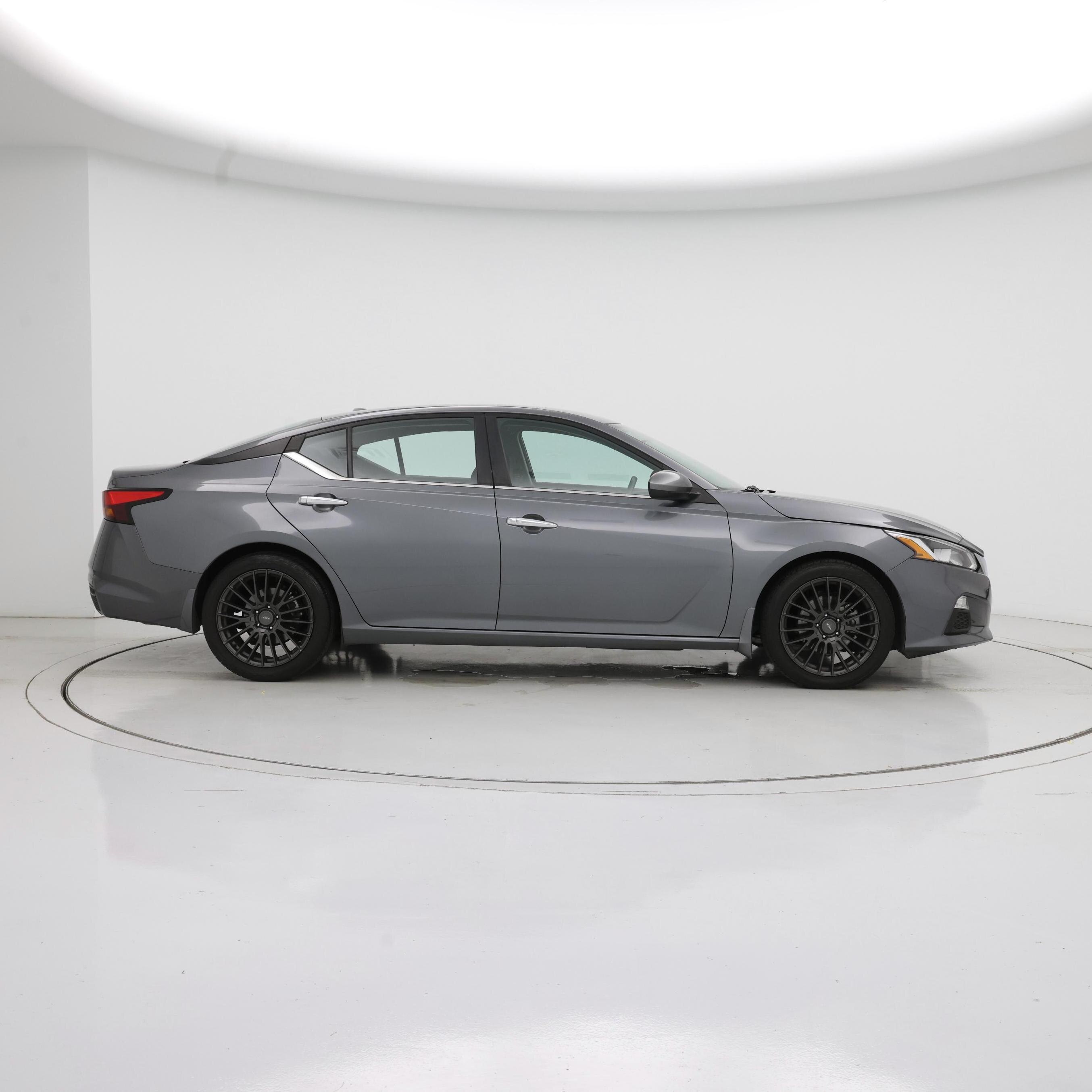 Thumbnail: 2019 Nissan Altima - 7