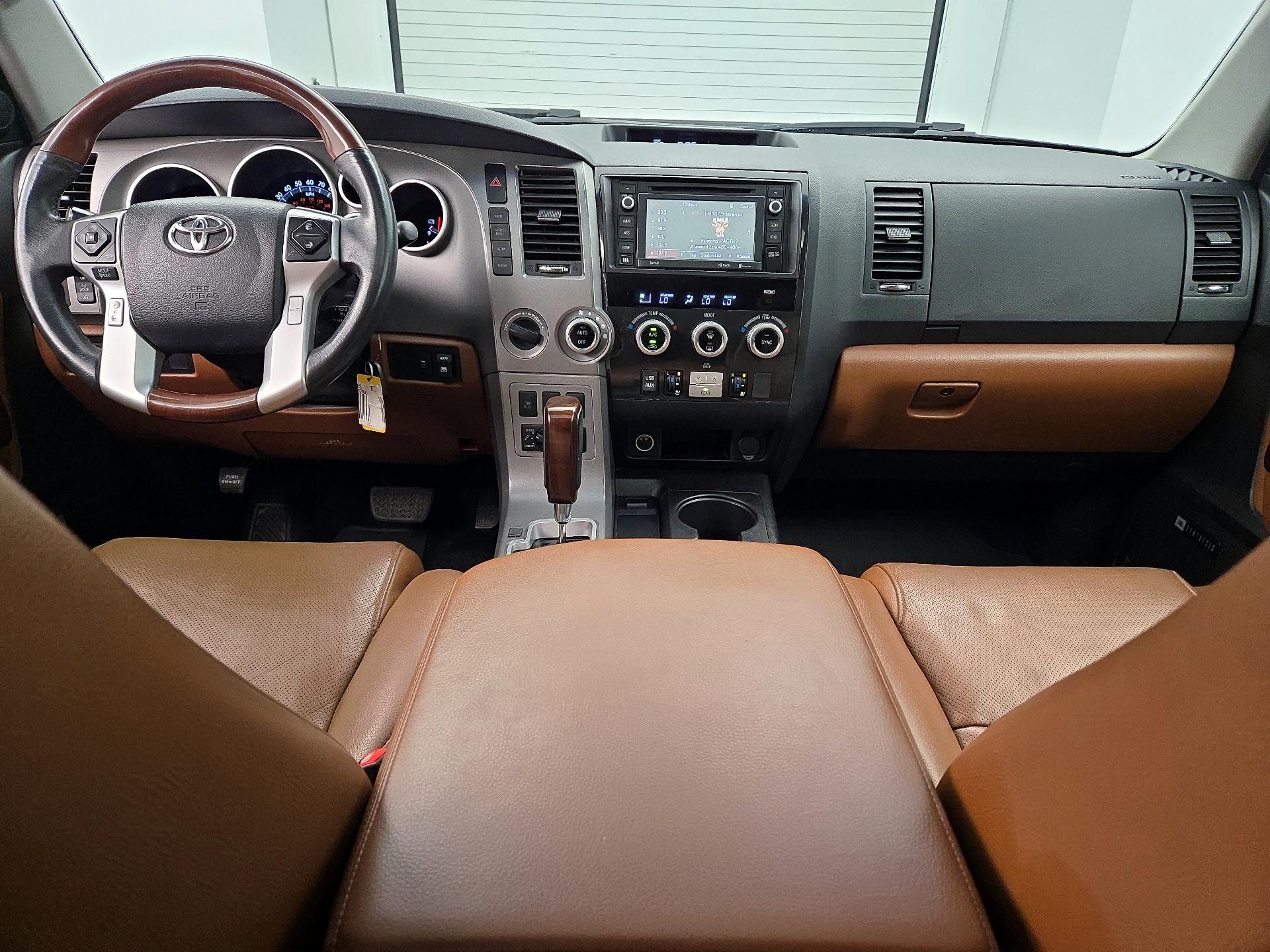 Thumbnail: 2016 Toyota Sequoia - 9