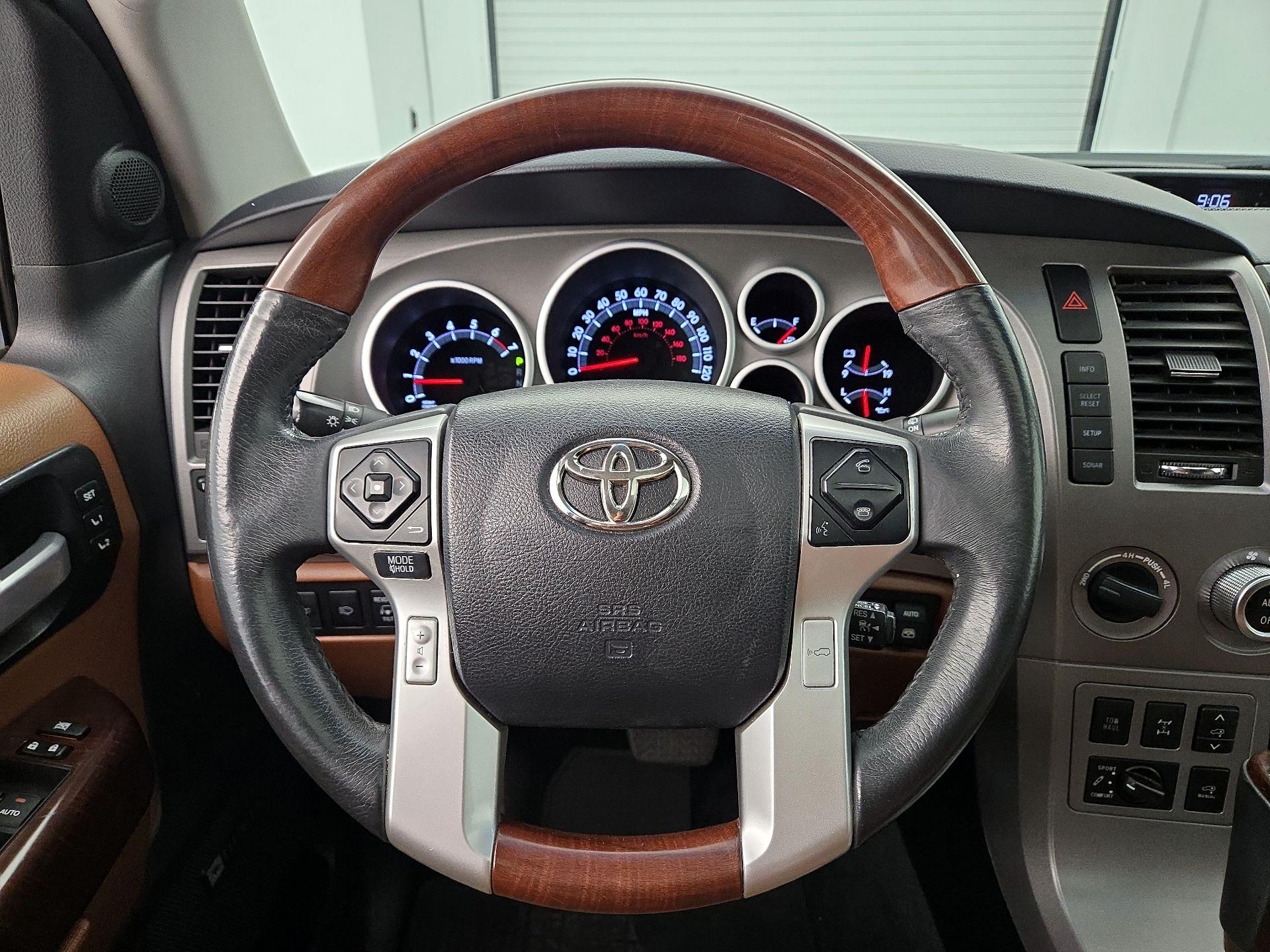 Thumbnail: 2016 Toyota Sequoia - 10