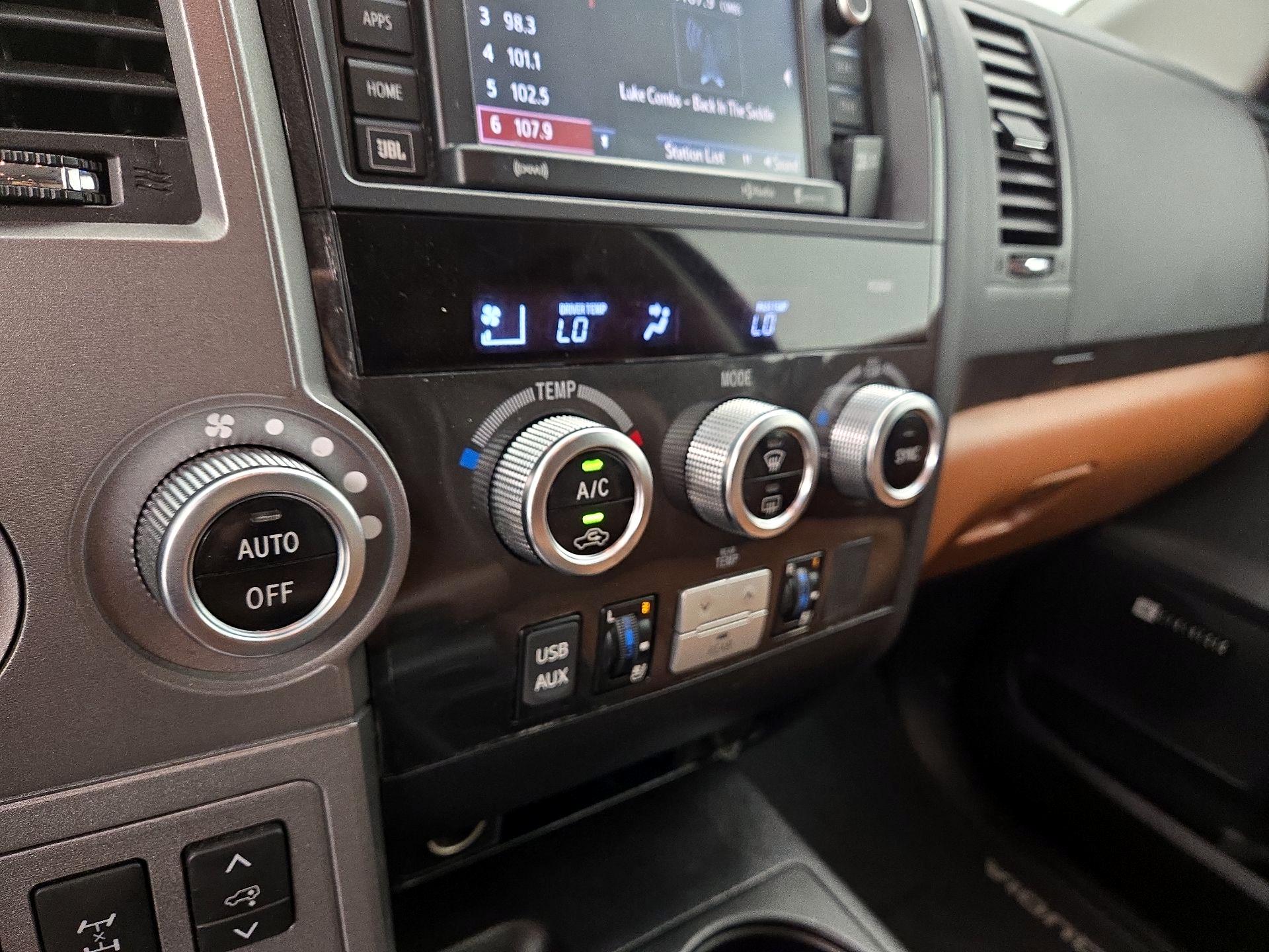 Thumbnail: 2016 Toyota Sequoia - 16