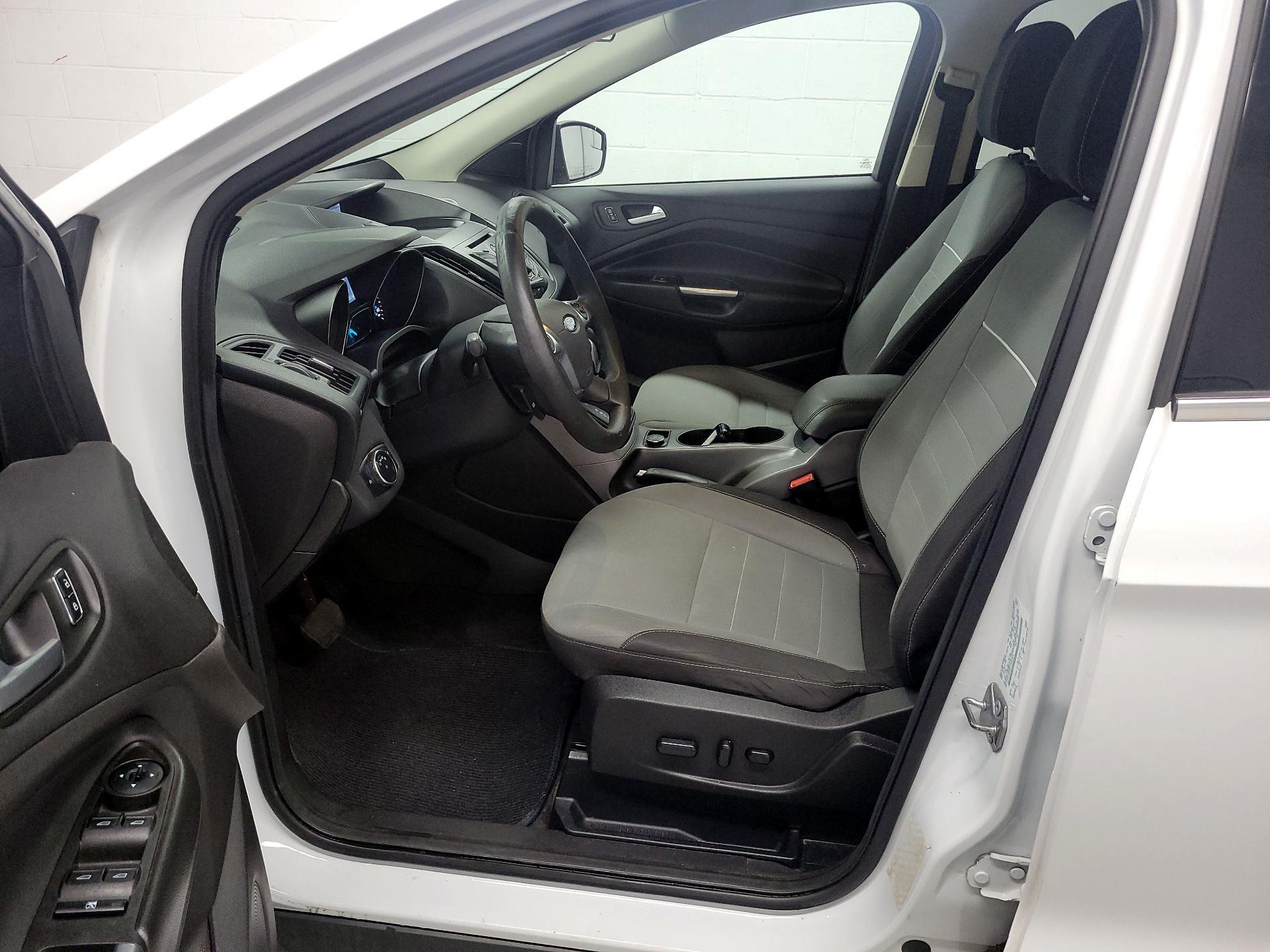 Thumbnail: 2015 Ford Escape - 11