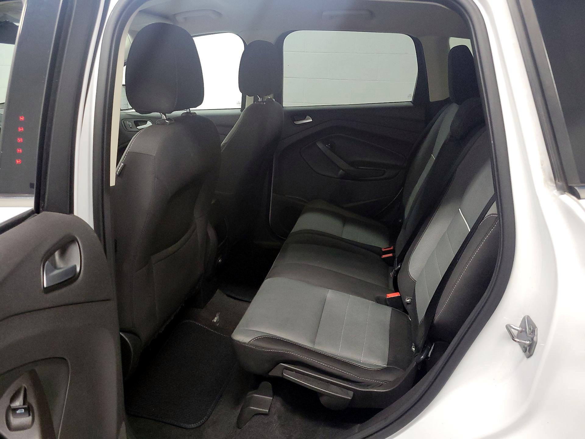 Thumbnail: 2015 Ford Escape - 19
