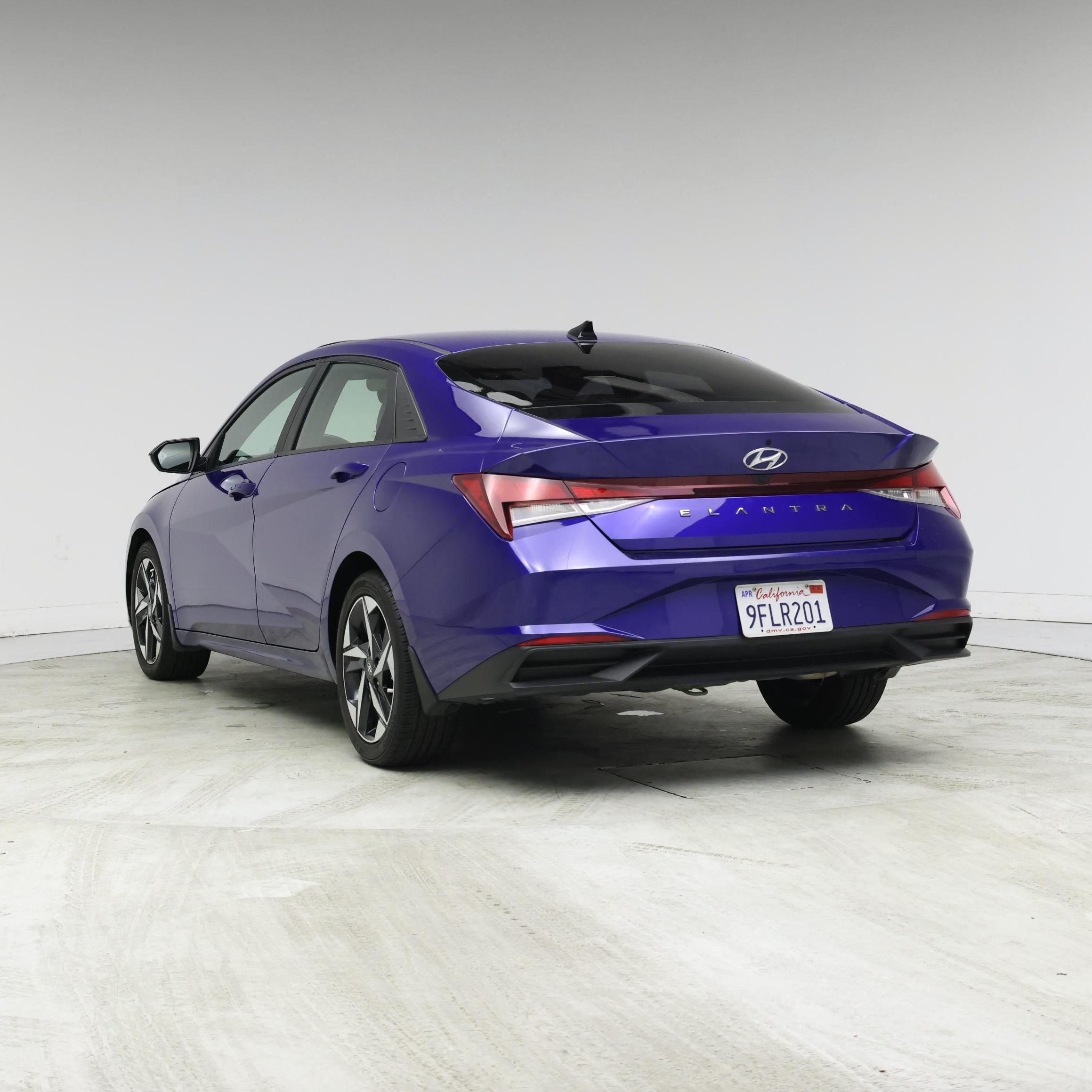 Thumbnail: 2023 Hyundai Elantra - 2