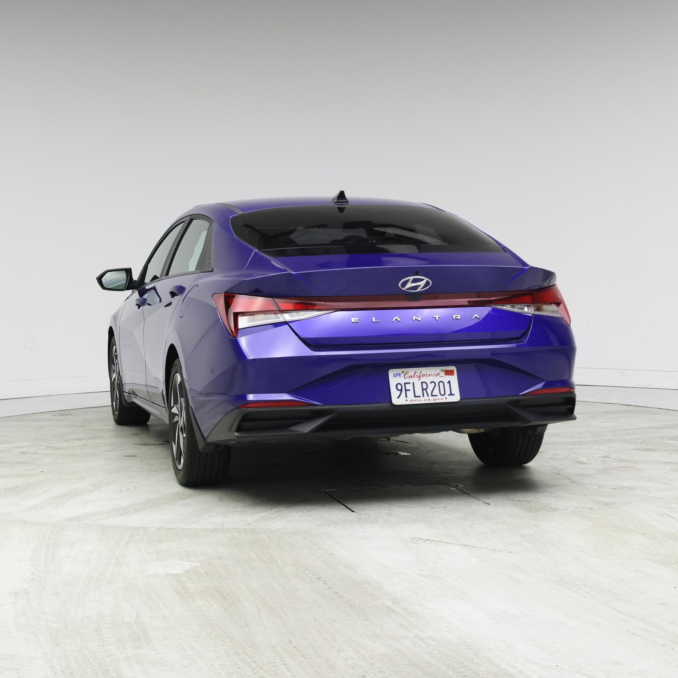 Thumbnail: 2023 Hyundai Elantra - 6
