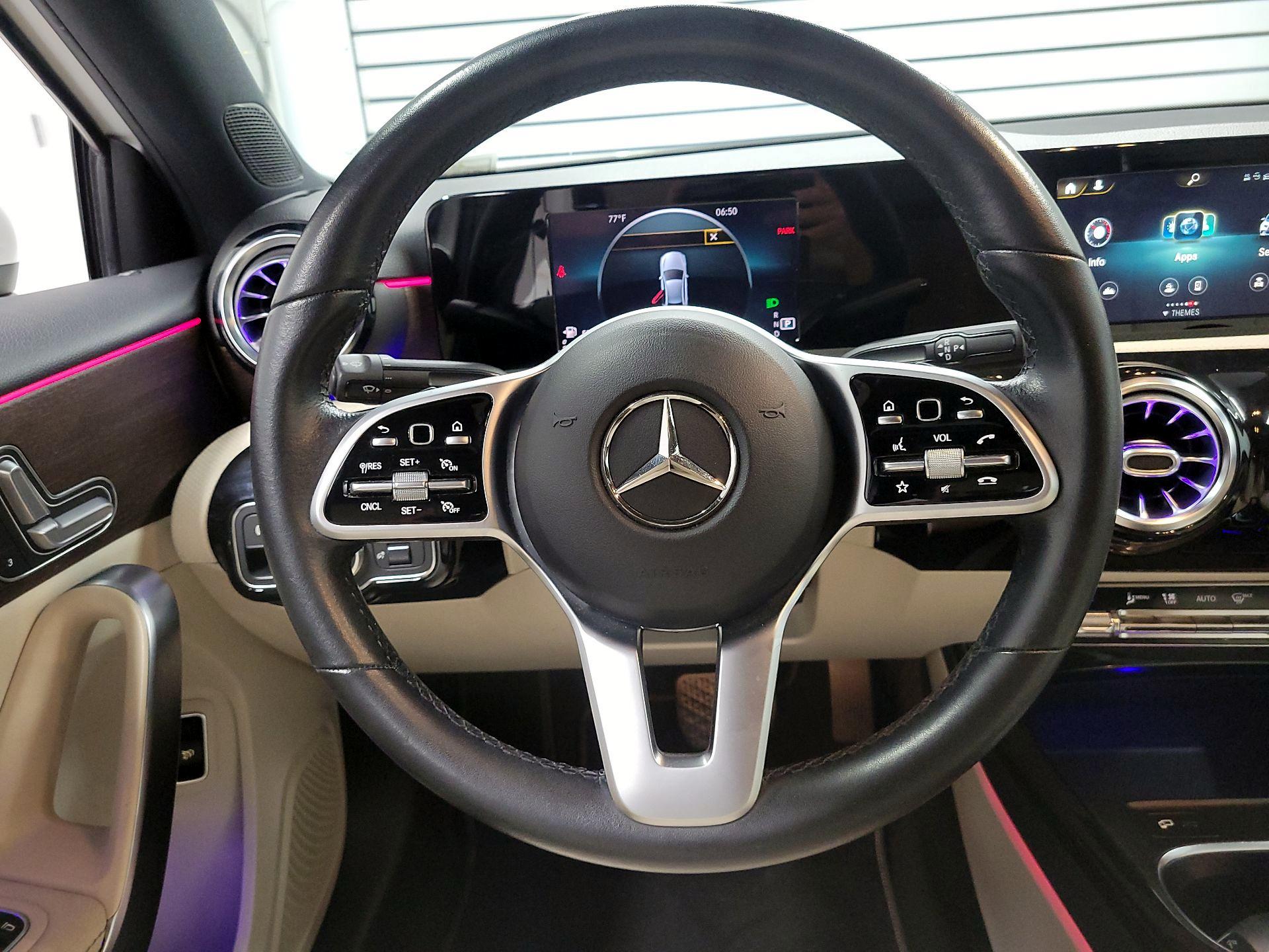 Thumbnail: 2019 Mercedes-Benz A-Class - 10