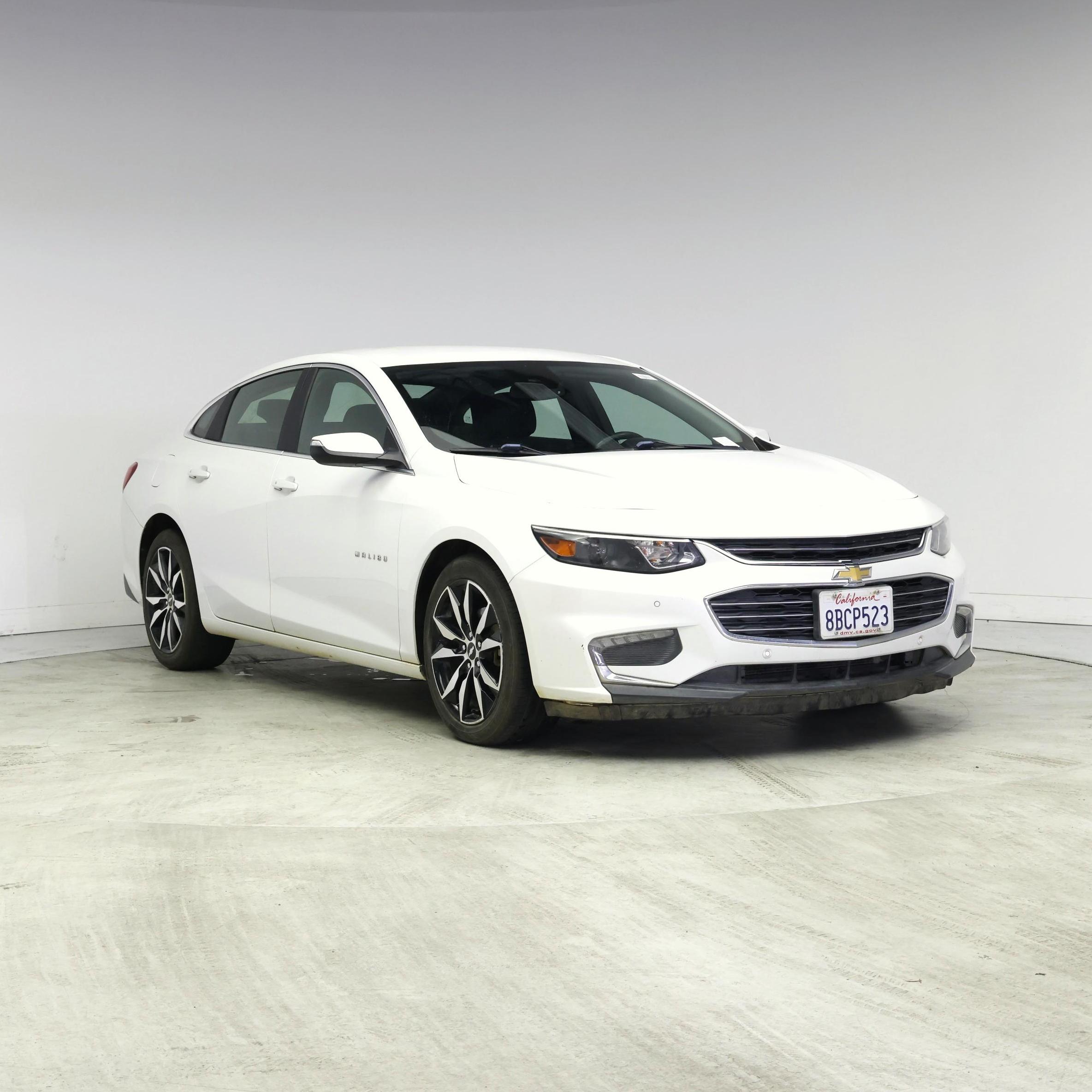 Thumbnail: 2017 Chevrolet Malibu - 1