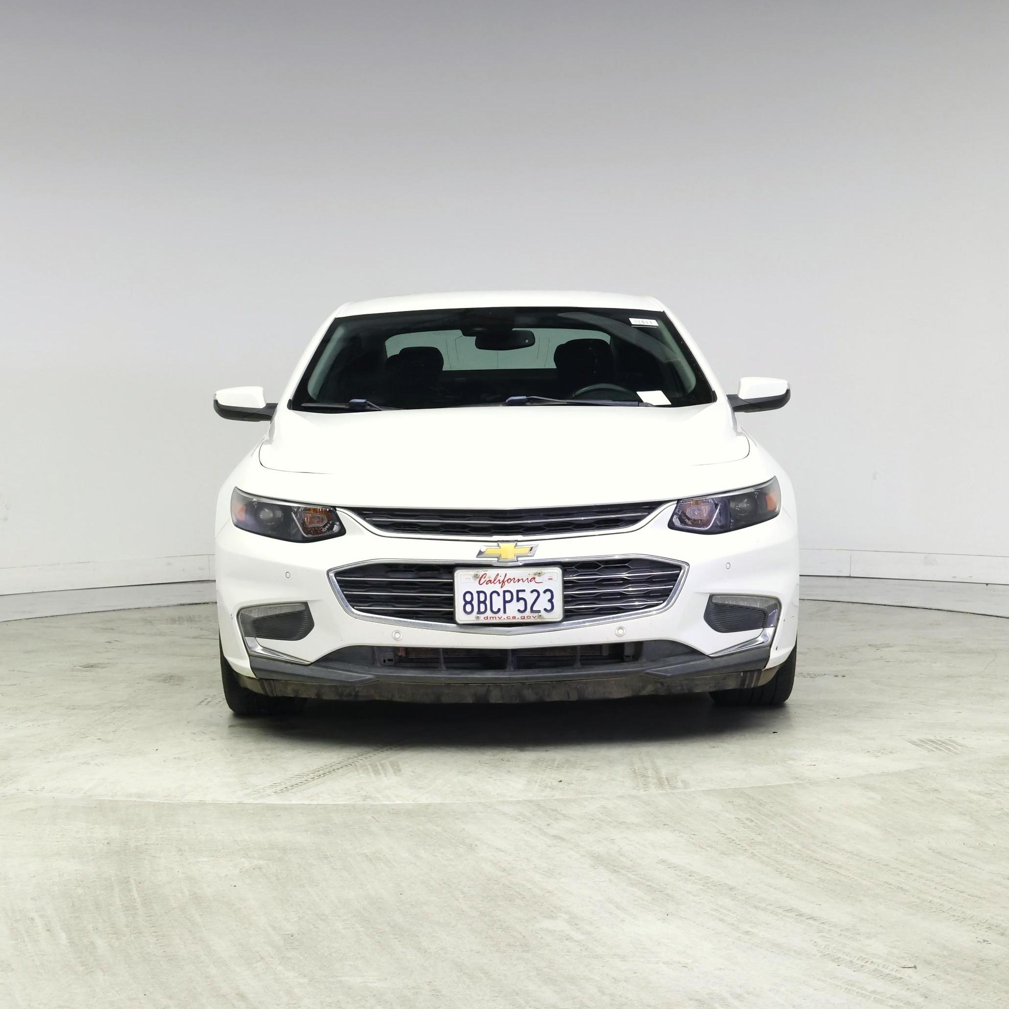 Thumbnail: 2017 Chevrolet Malibu - 5