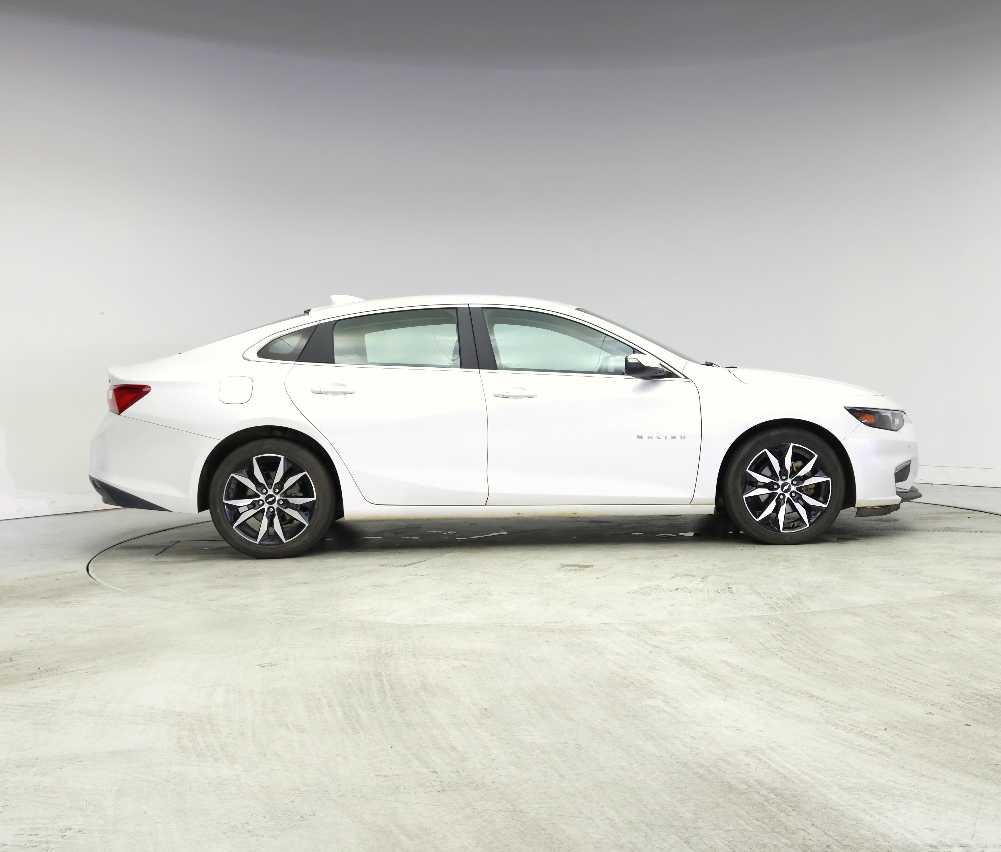 Thumbnail: 2017 Chevrolet Malibu - 7