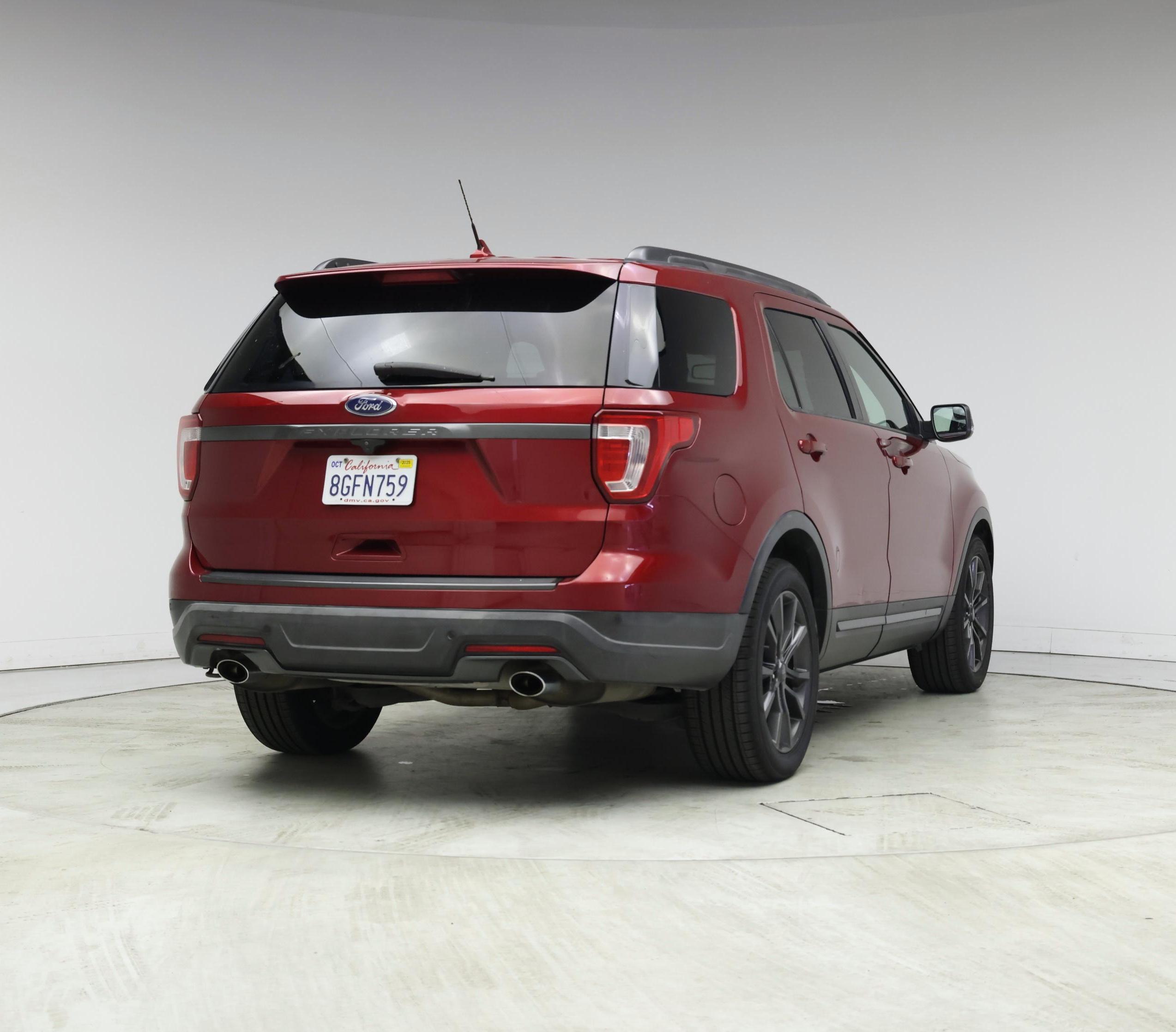 Thumbnail: 2018 Ford Explorer - 8