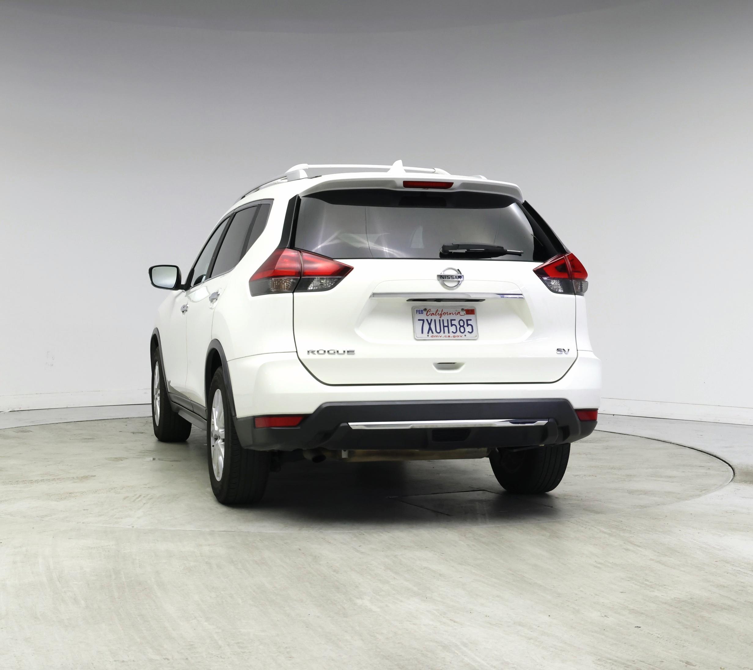 Thumbnail: 2017 Nissan Rogue - 6