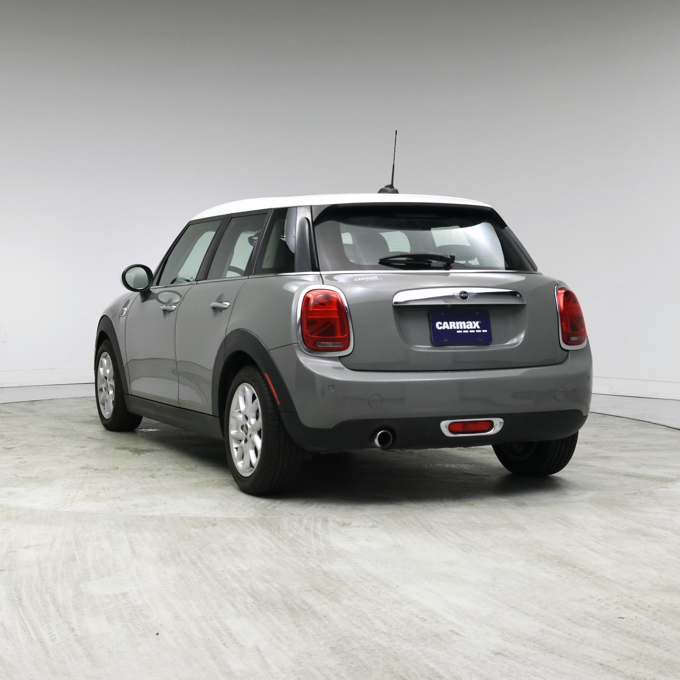 Thumbnail: 2019 MINI Cooper Hardtop - 2
