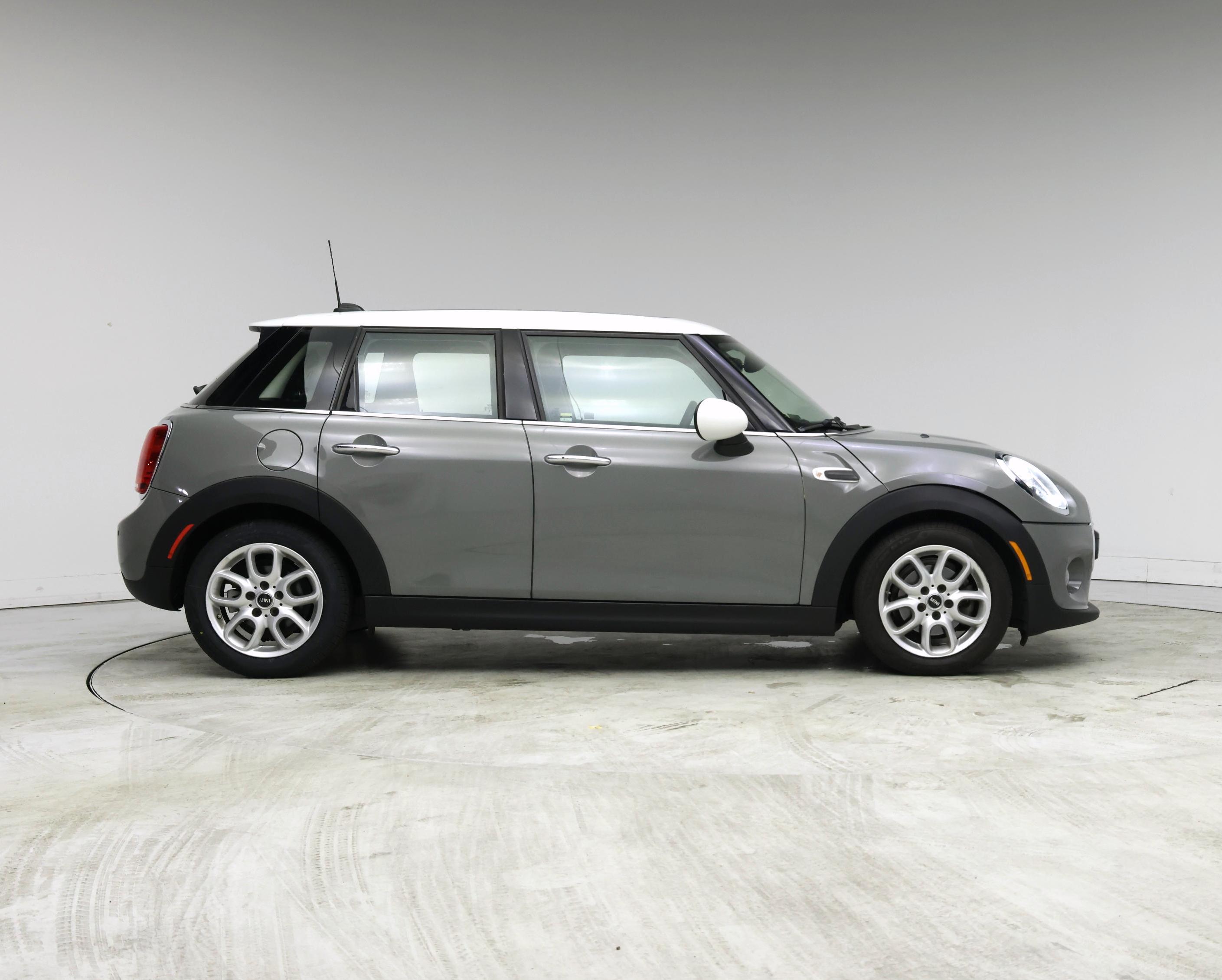 Thumbnail: 2019 MINI Cooper Hardtop - 7
