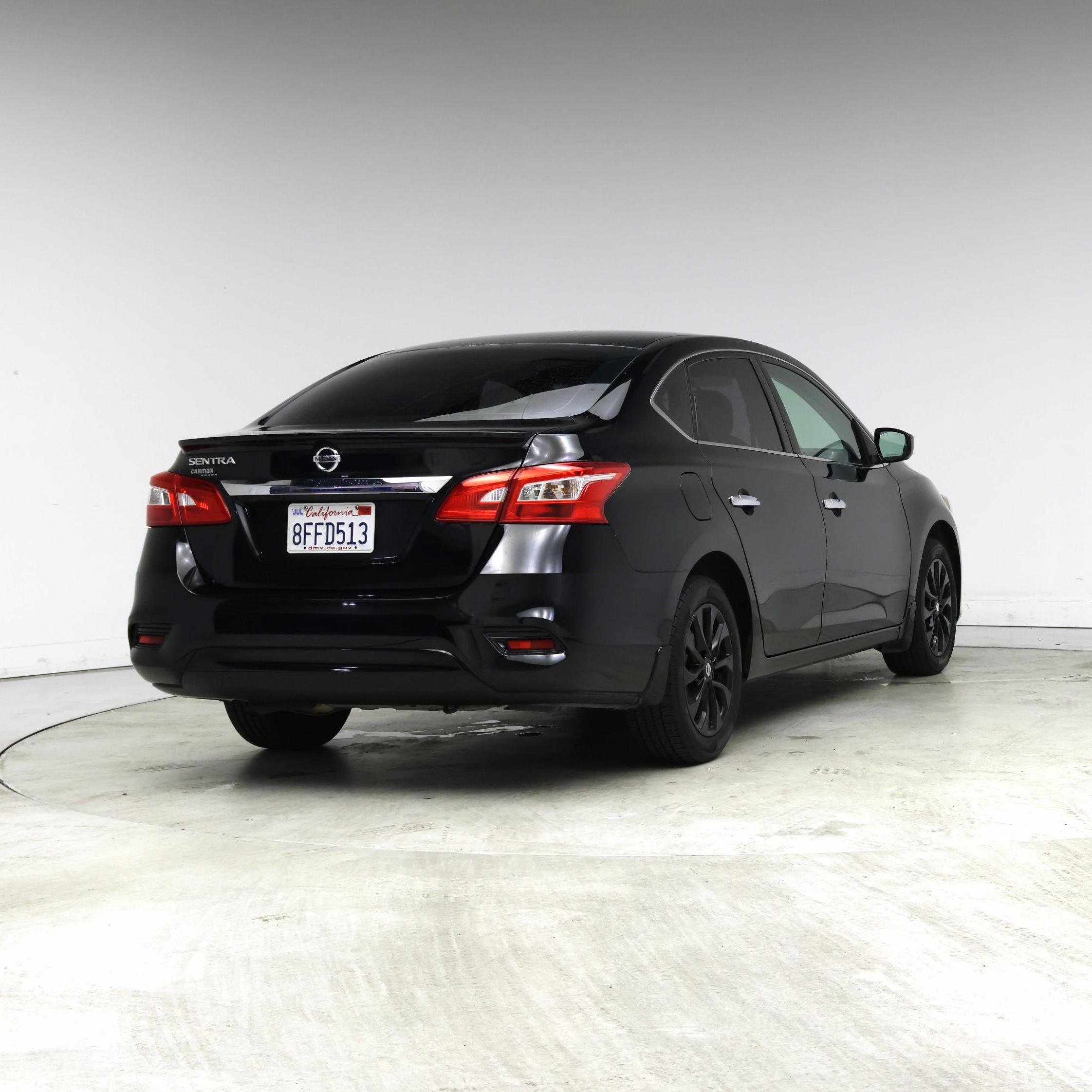 Thumbnail: 2018 Nissan Sentra - 8