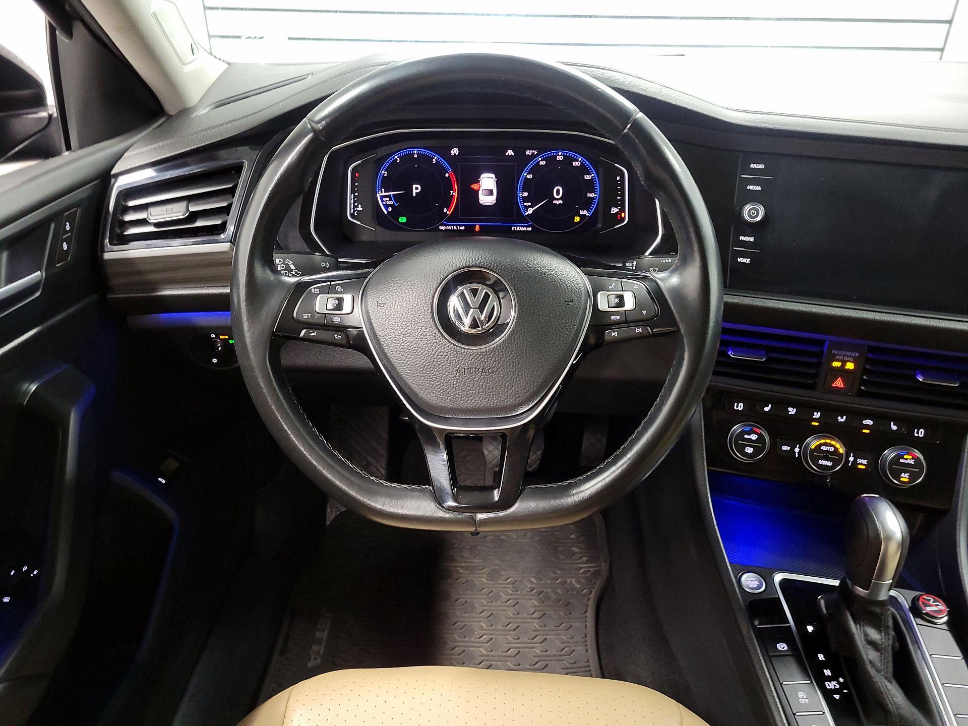 Thumbnail: 2019 Volkswagen Jetta - 10