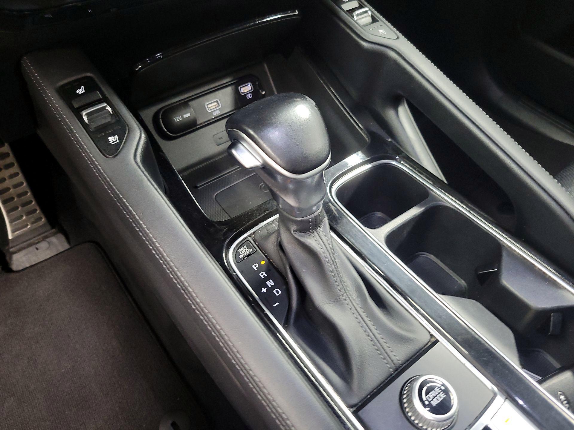 Thumbnail: 2020 Kia Telluride - 18