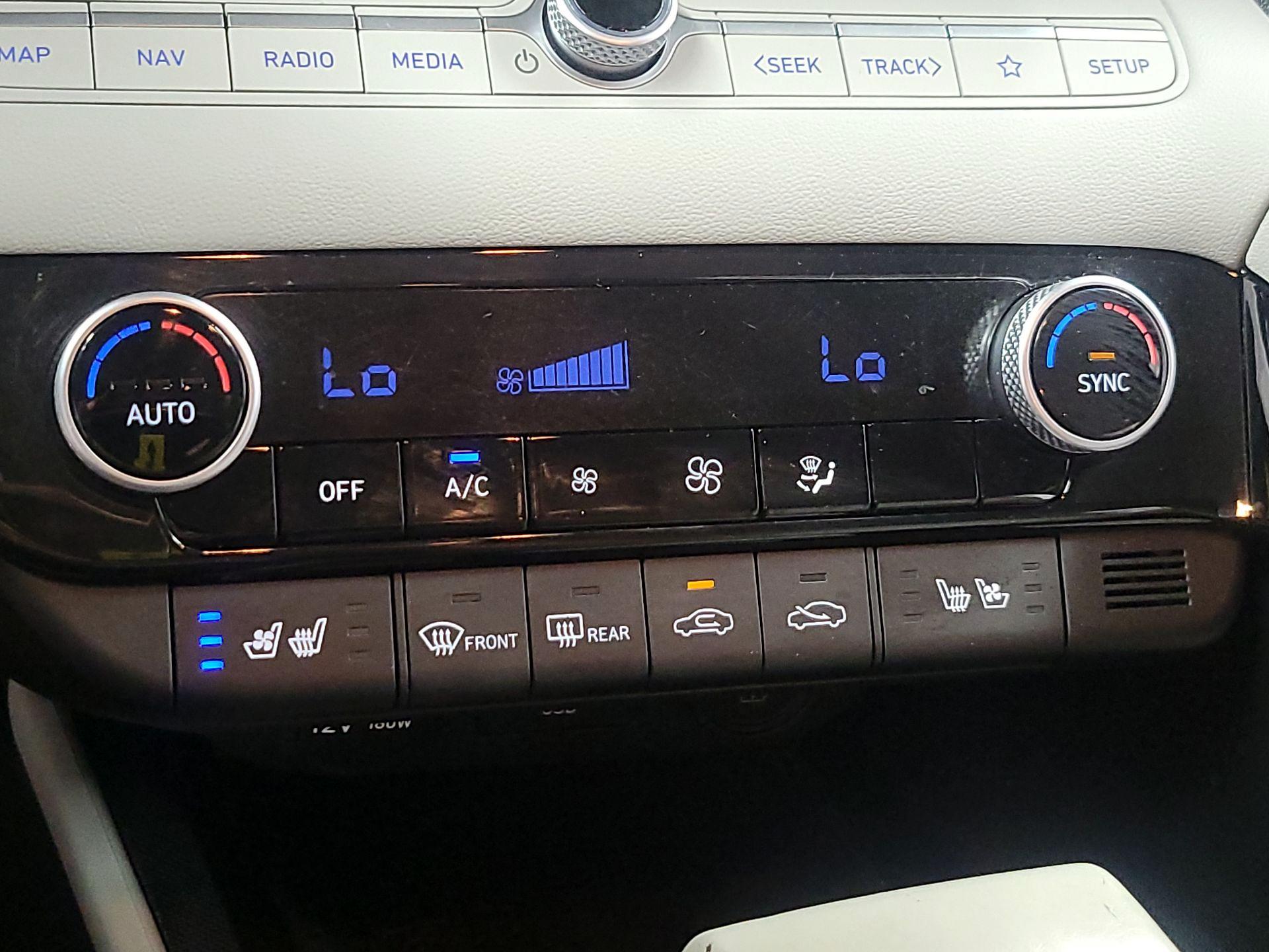 Thumbnail: 2023 Hyundai Elantra - 15