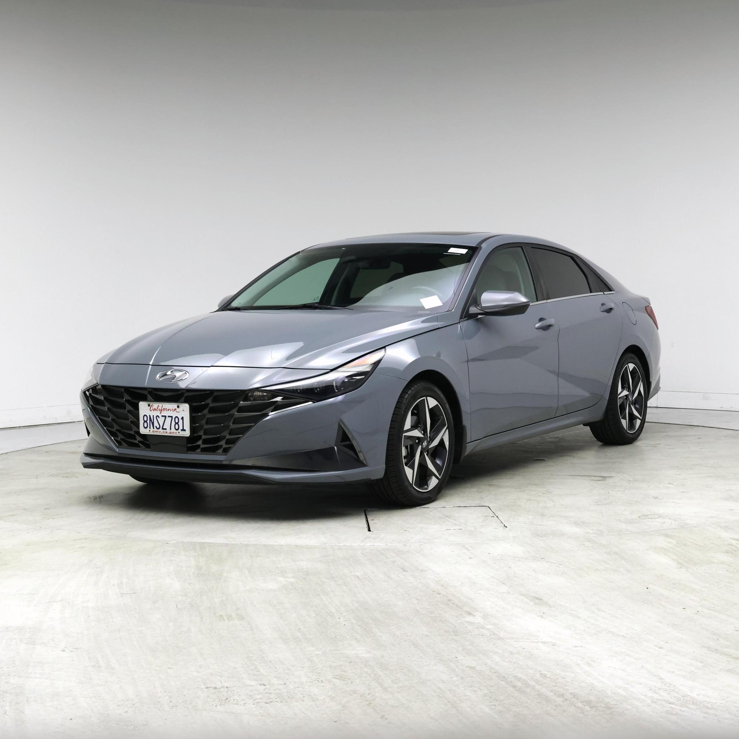 Thumbnail: 2023 Hyundai Elantra - 4