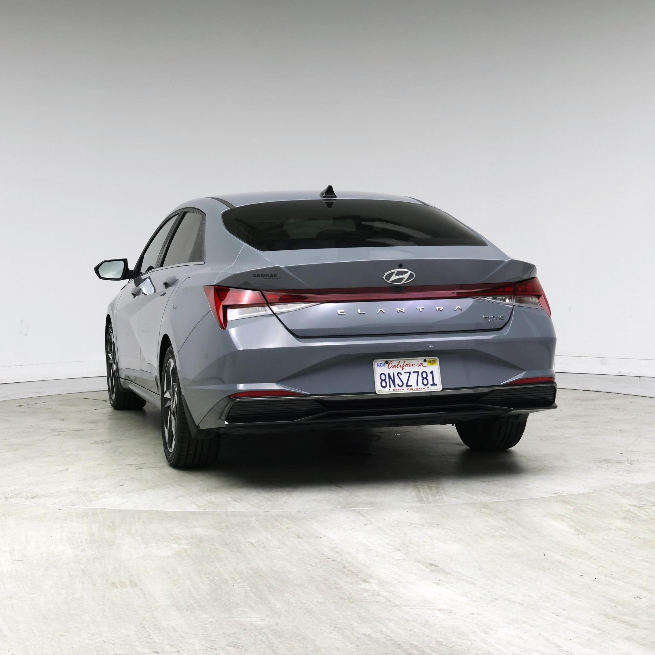 Thumbnail: 2023 Hyundai Elantra - 6