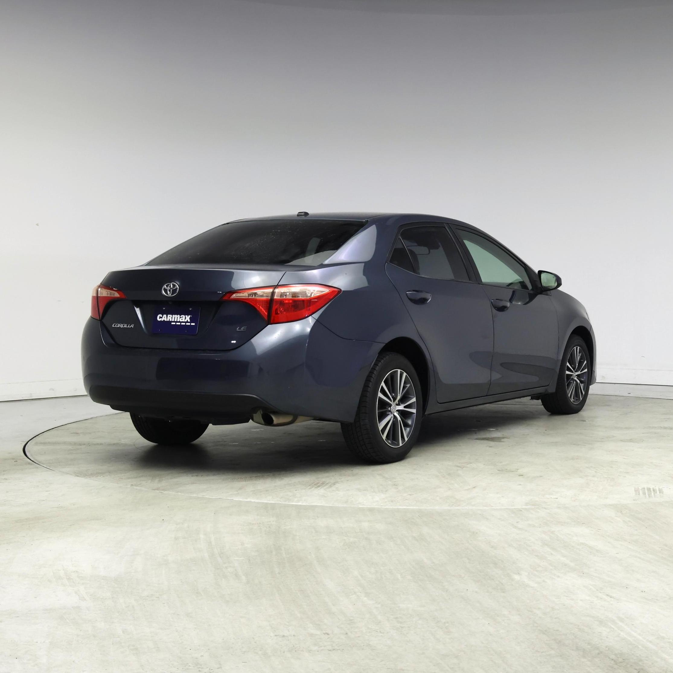 Thumbnail: 2017 Toyota Corolla - 8
