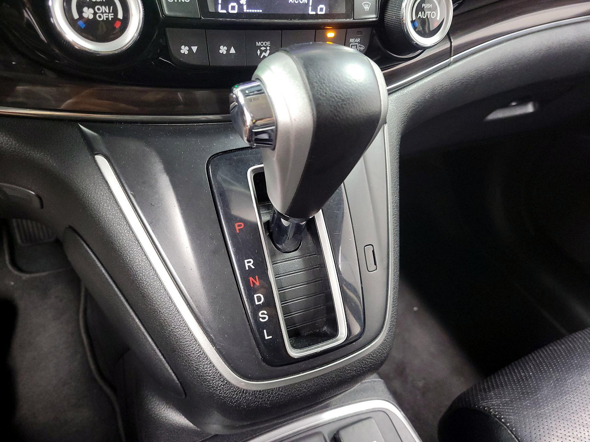 Thumbnail: 2016 Honda CR-V - 17