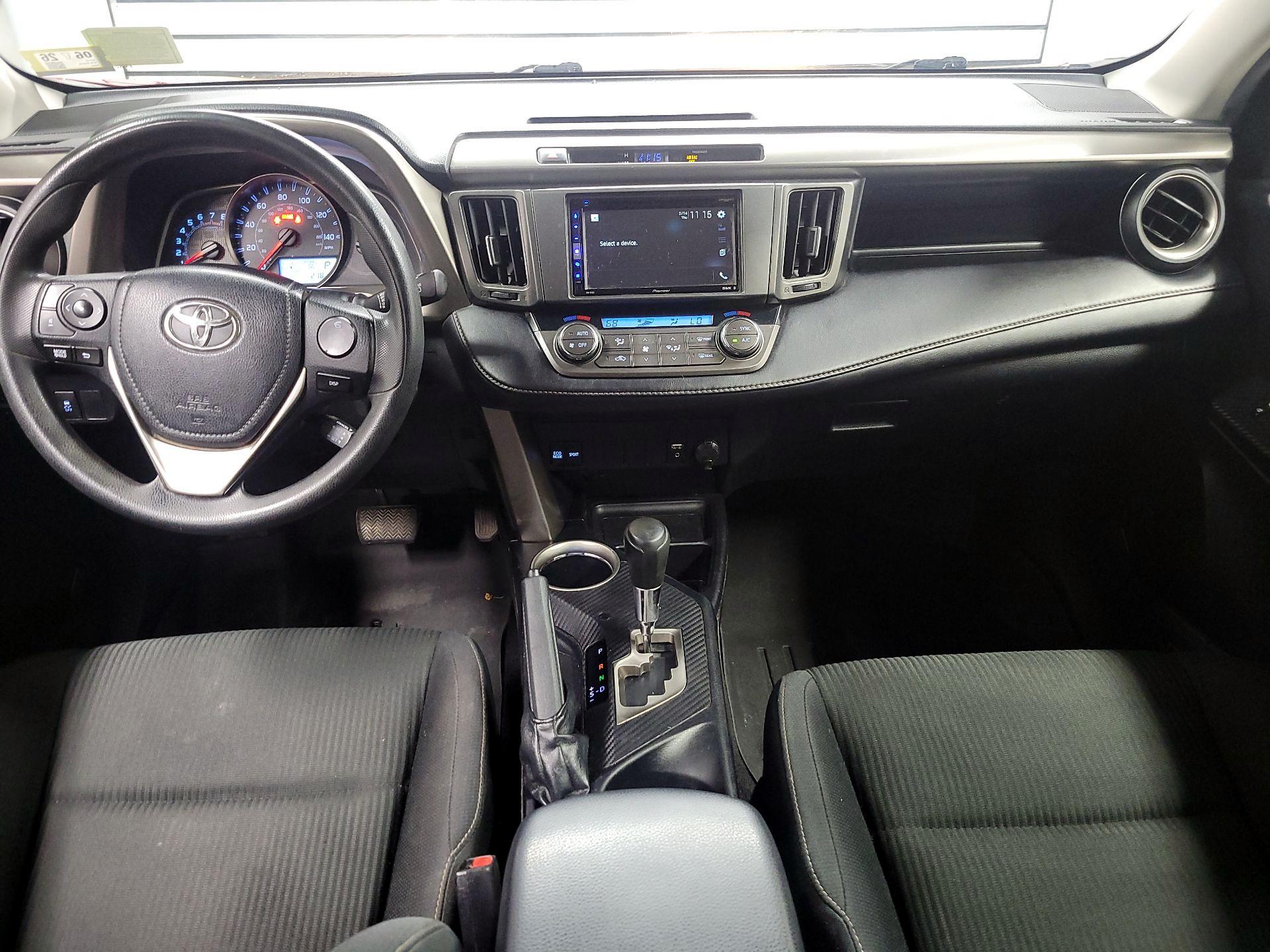 Thumbnail: 2014 Toyota RAV4 - 9