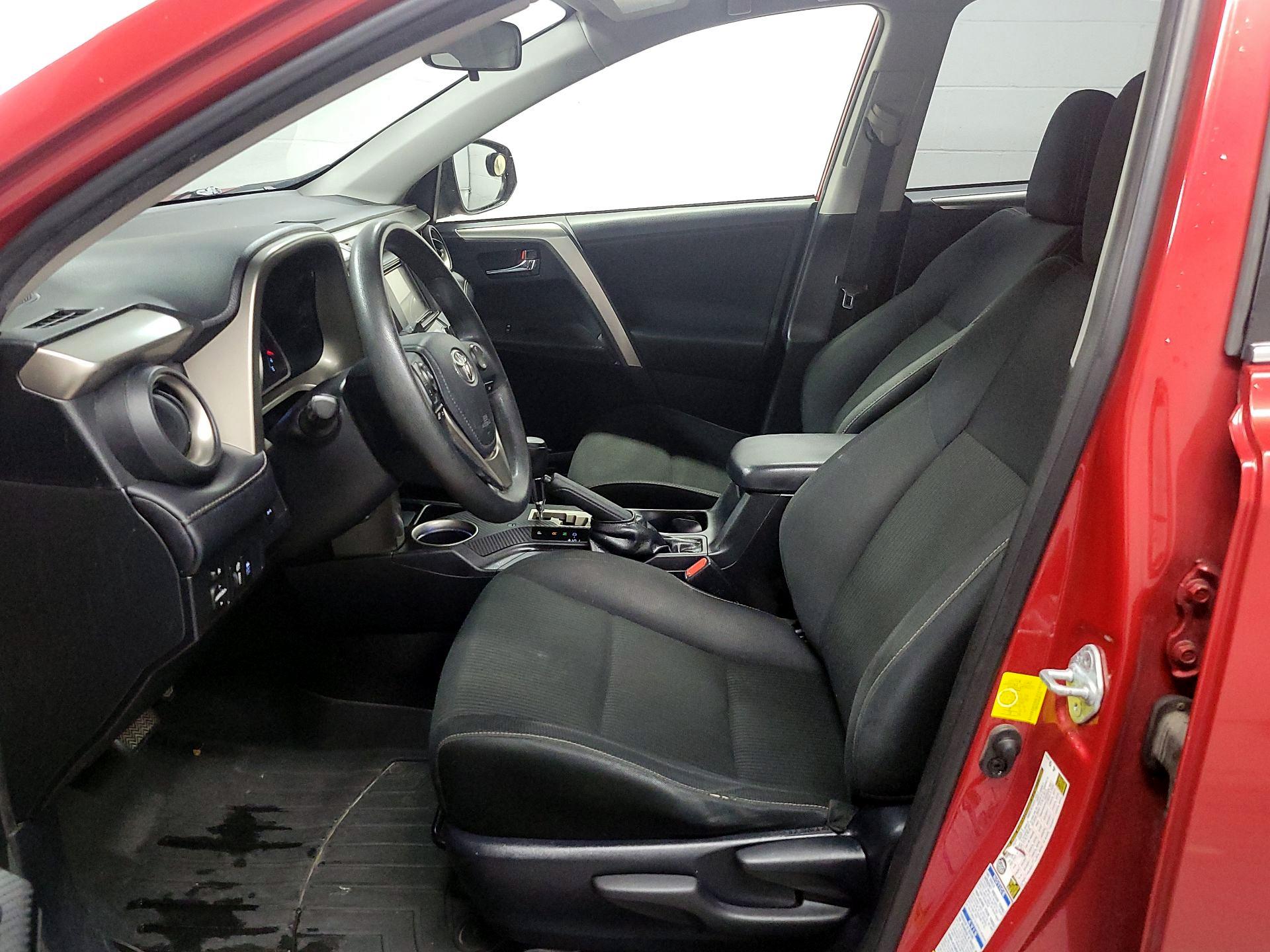 Thumbnail: 2014 Toyota RAV4 - 11