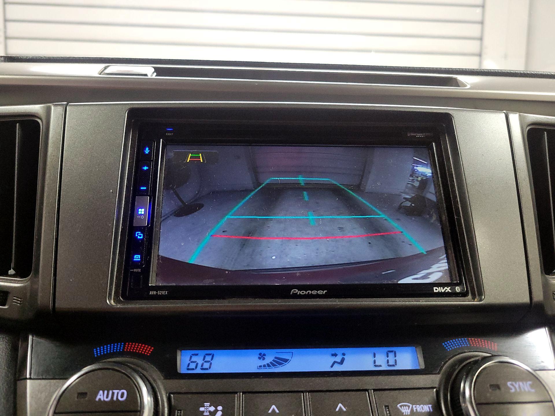 Thumbnail: 2014 Toyota RAV4 - 14