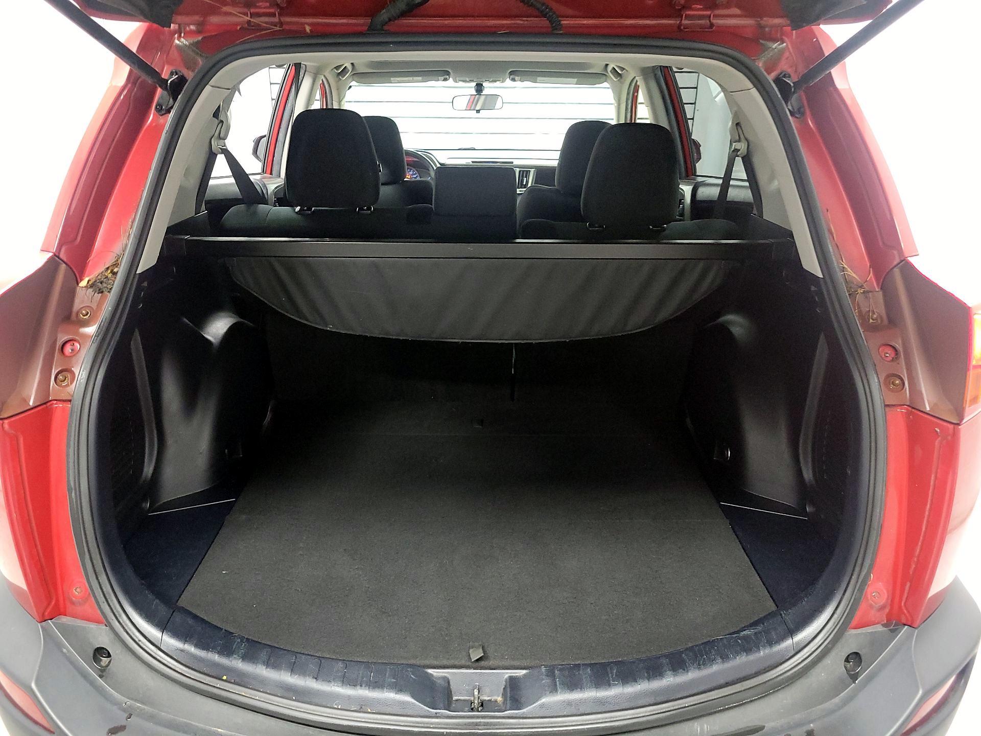 Thumbnail: 2014 Toyota RAV4 - 19