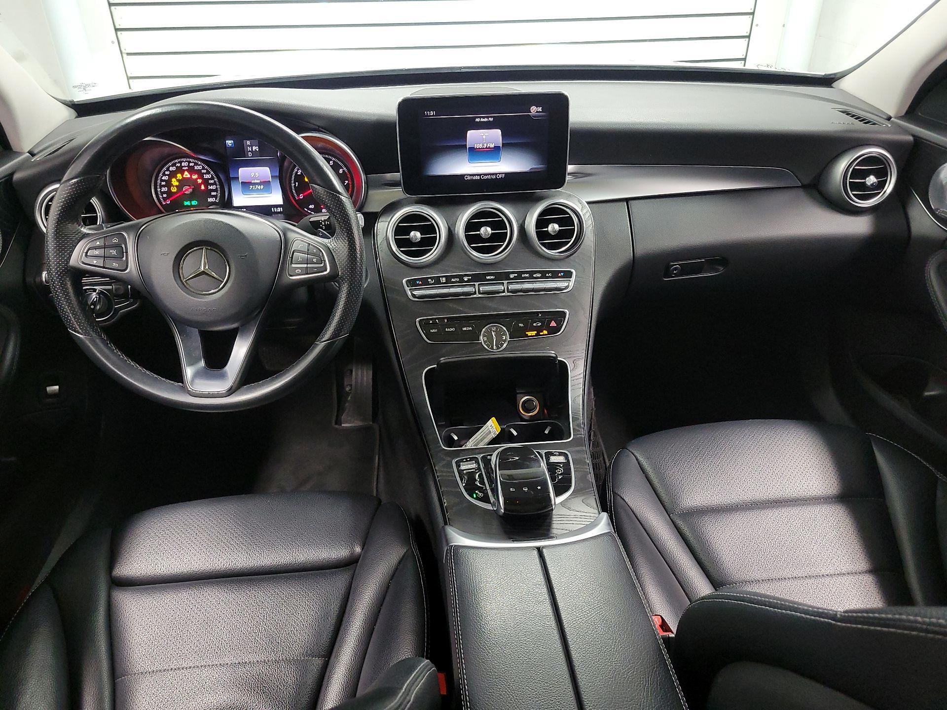 Thumbnail: 2016 Mercedes-Benz C-Class - 9