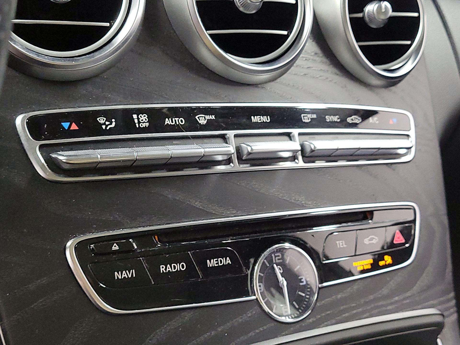 Thumbnail: 2016 Mercedes-Benz C-Class - 16